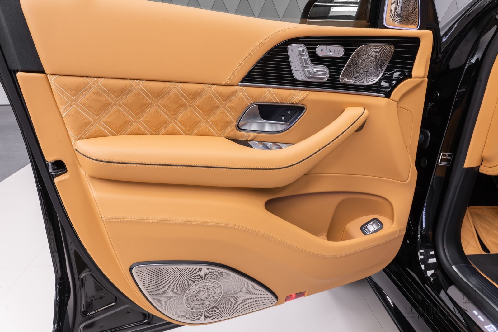 2022 BRABUS GLS 800, 10/16