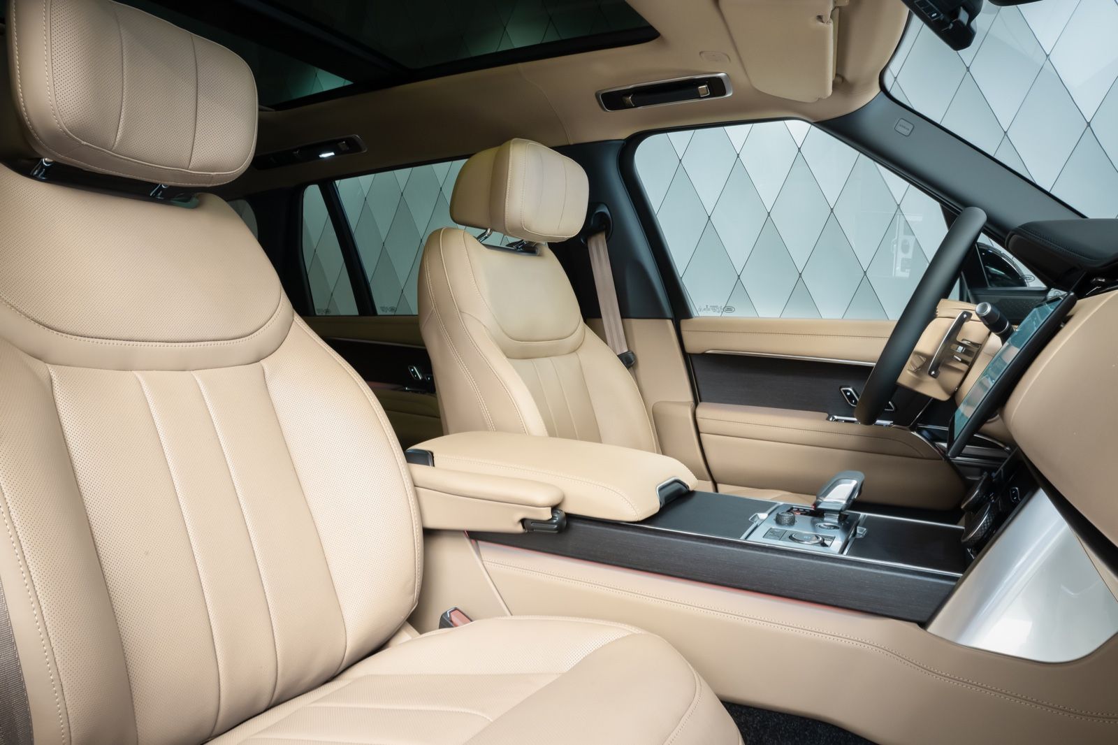 2022 Land Rover Range Rover LWB FIRST EDITION, 8/15
