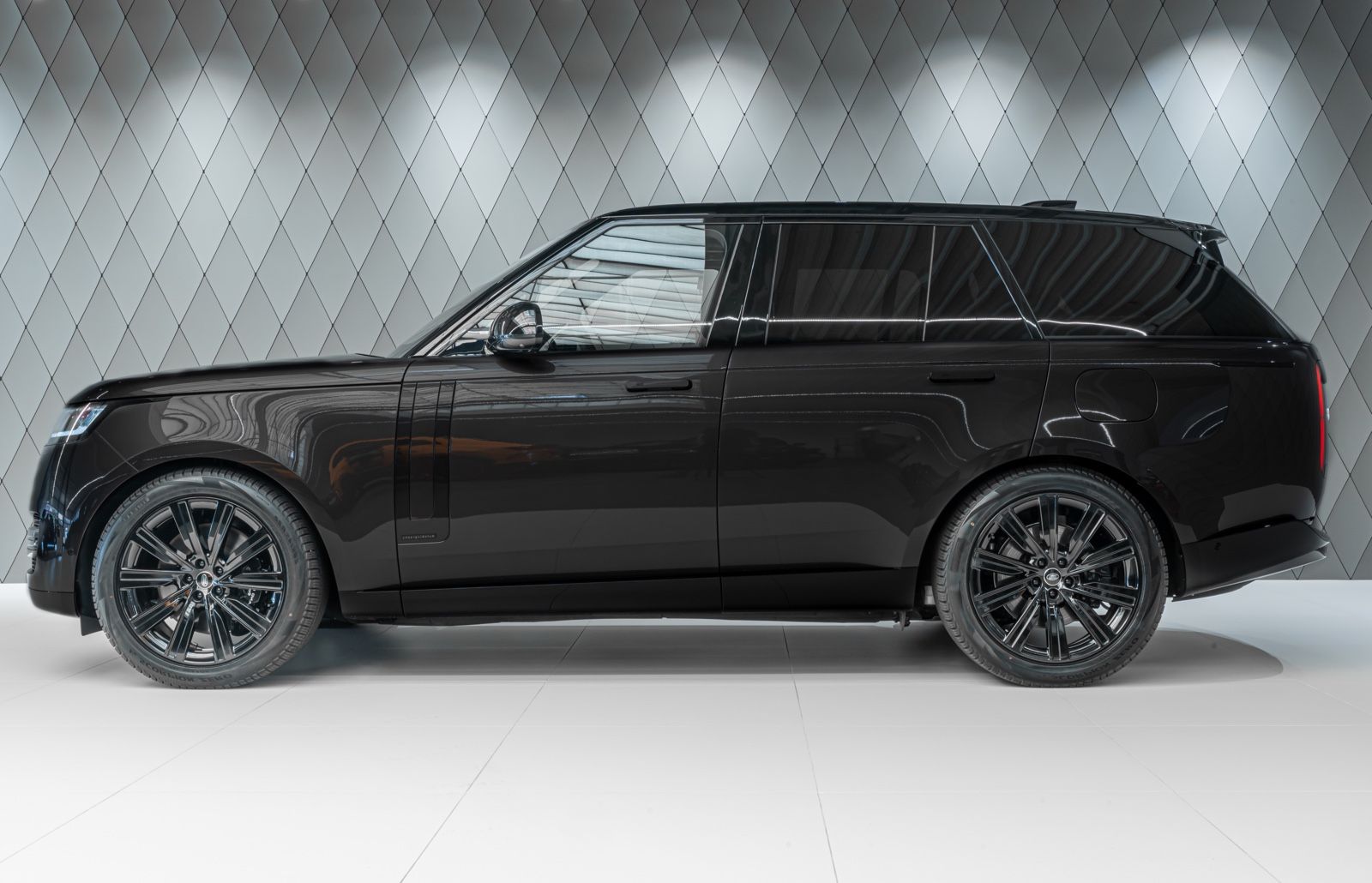 2022 Land Rover Range Rover Autobiography, 16/17