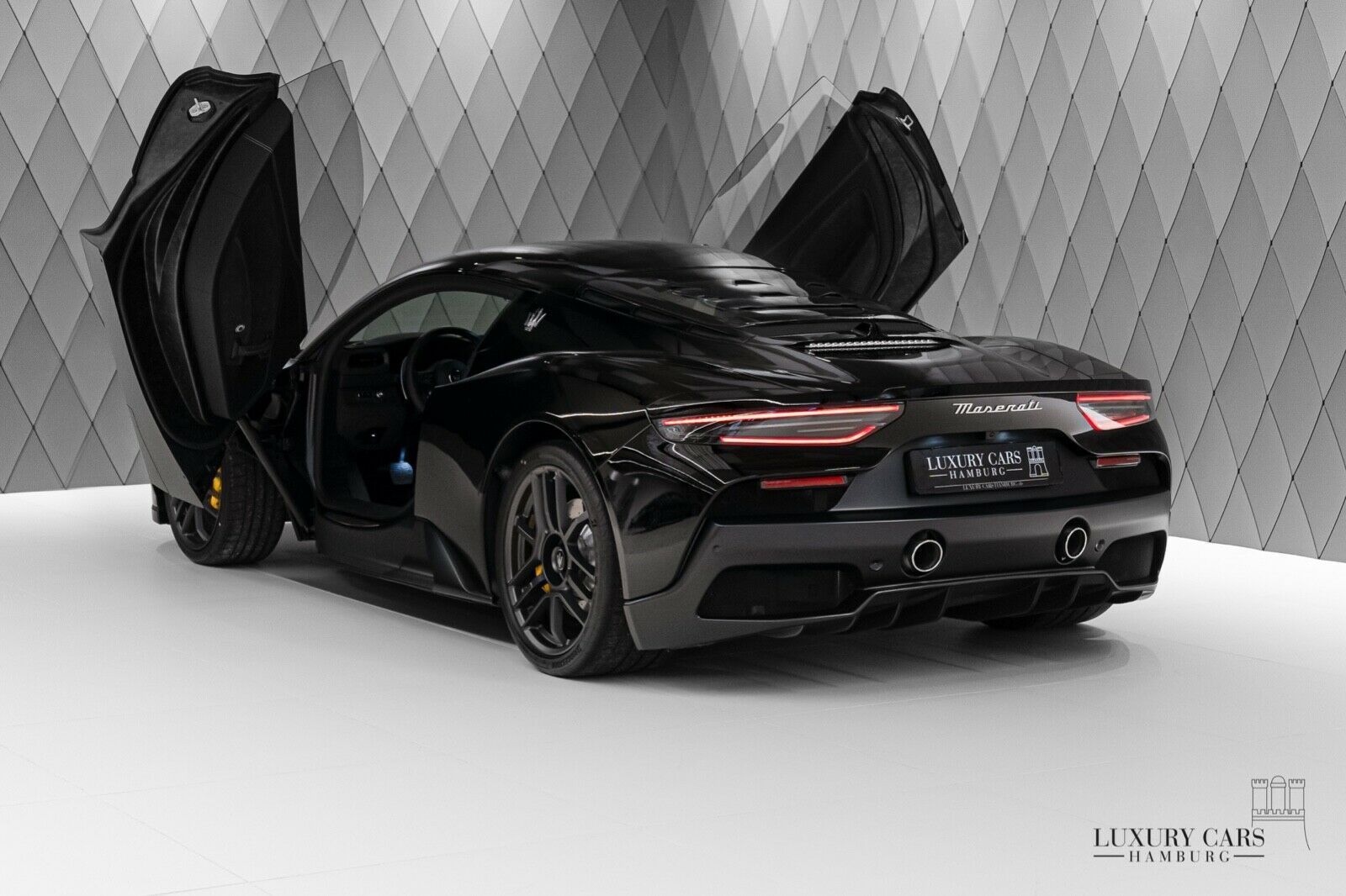 2022 Maserati MC20, 2/37