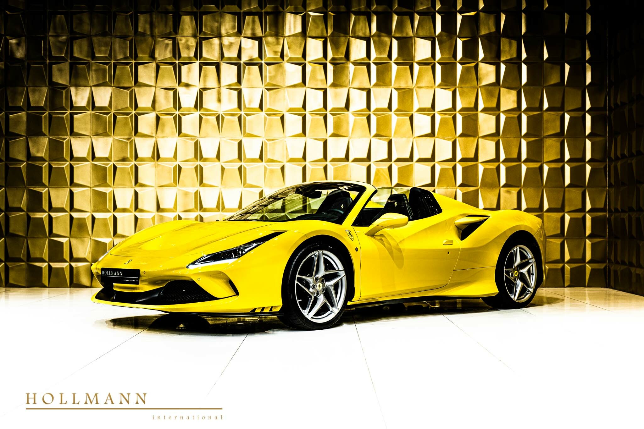 2022 Ferrari F8 Spider, 2/20