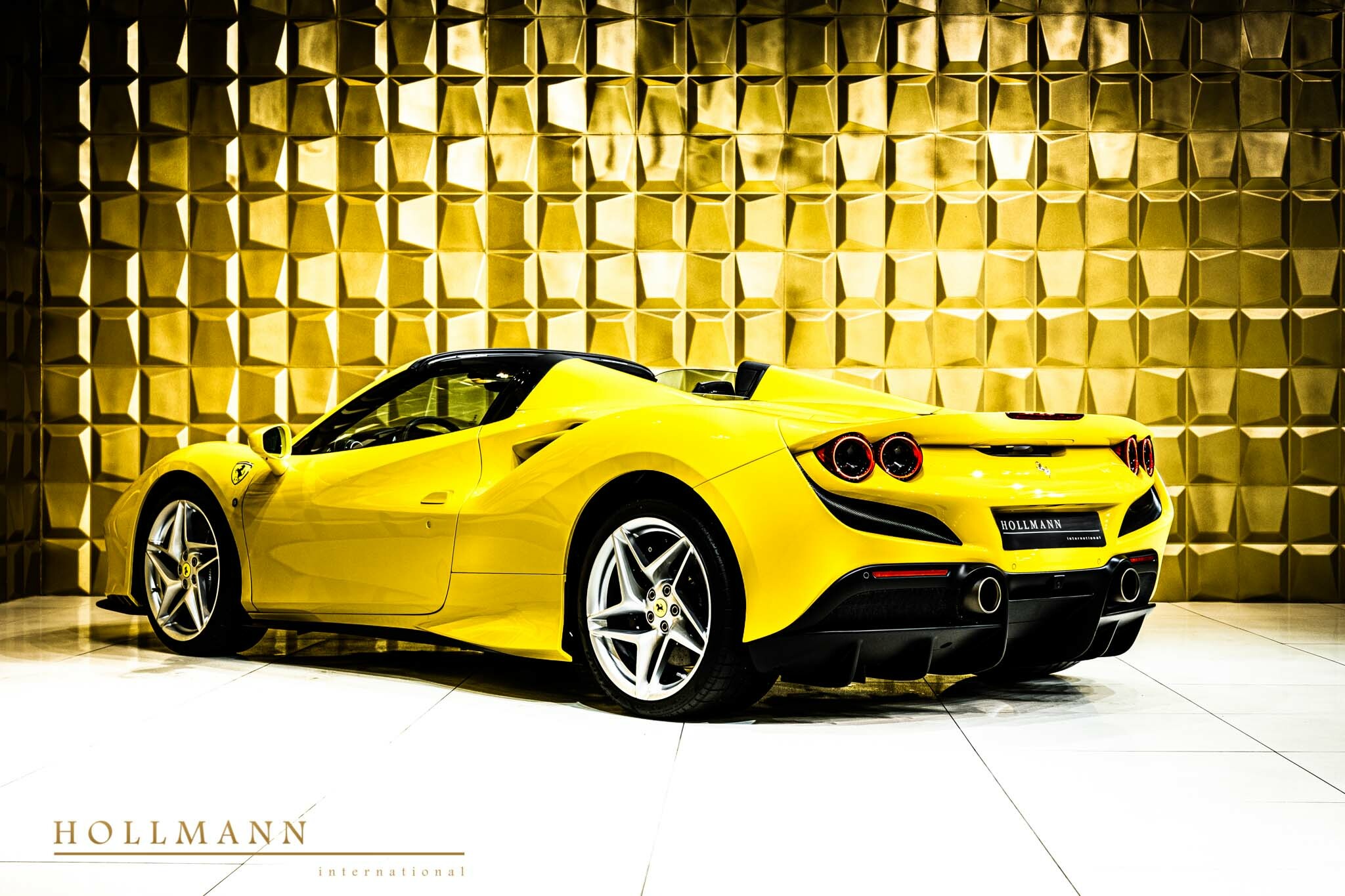 2022 Ferrari F8 Spider, 17/20