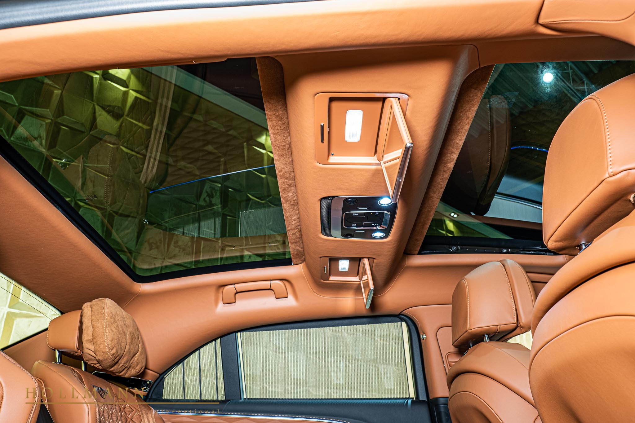 2022 Bentley Flying Spur, 8/20