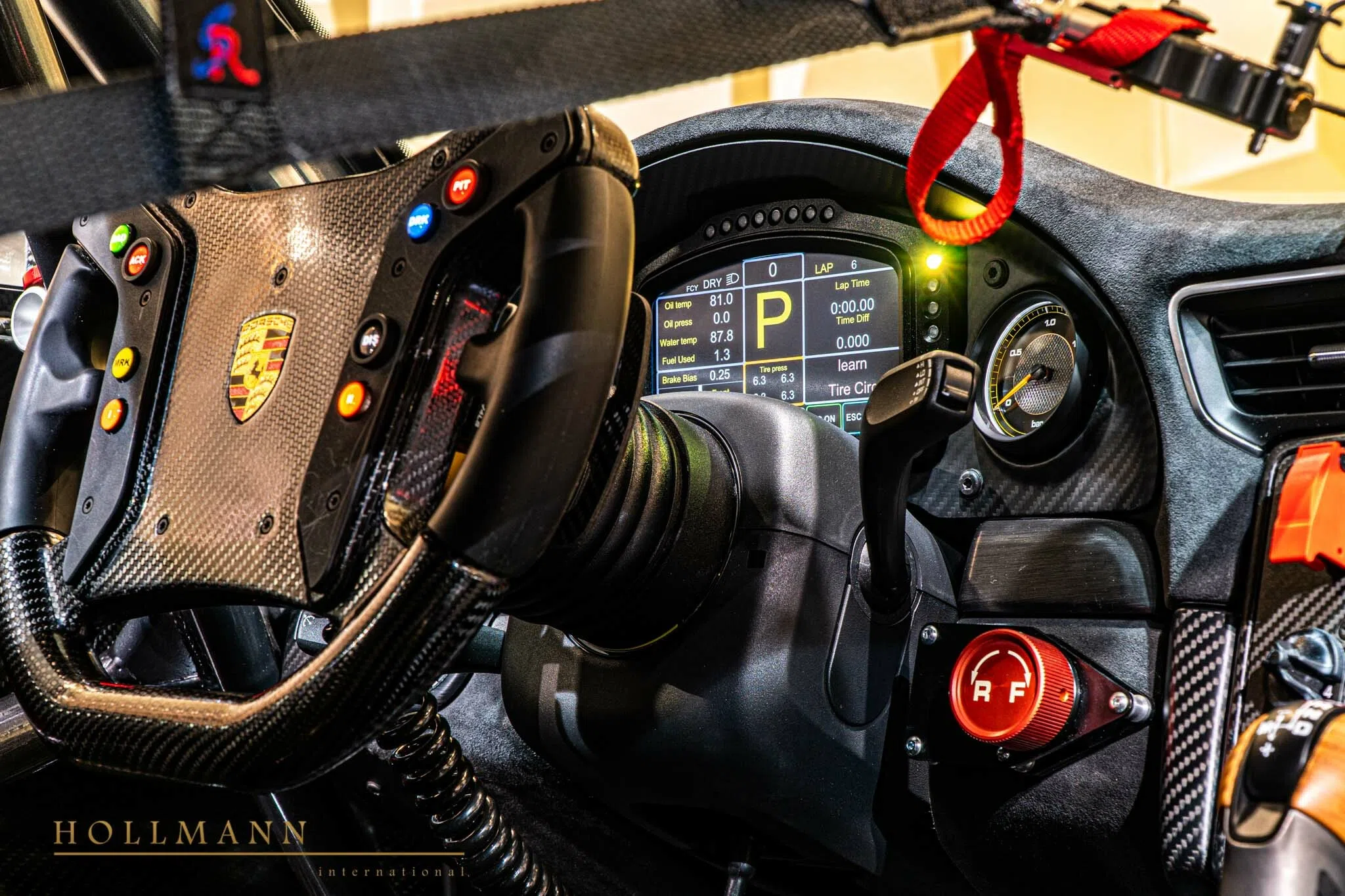 2022 Porsche 935 interior, dashboard