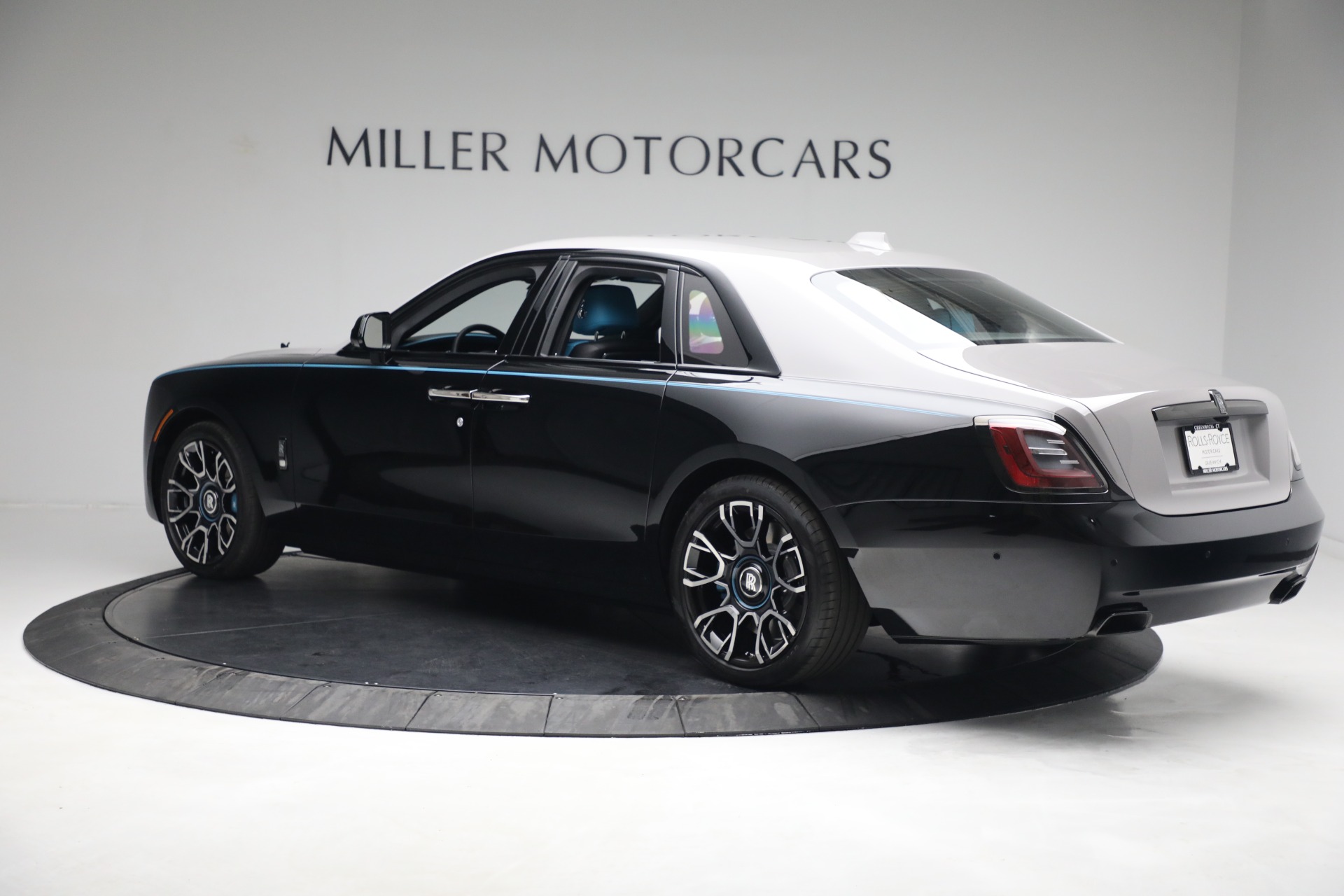 2022 Rolls-Royce Ghost Black Badge, 2/20