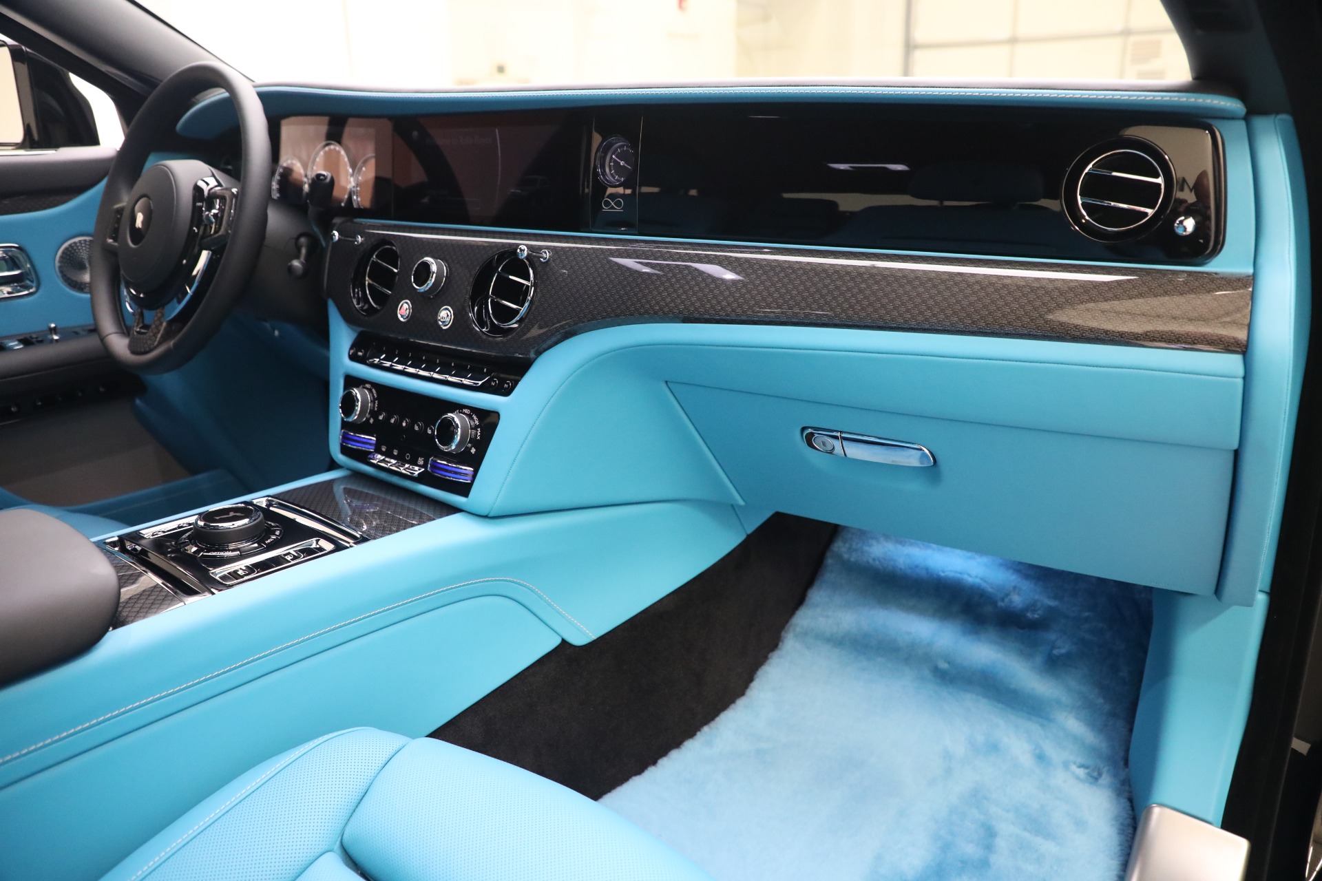 2022 Rolls-Royce Ghost Black Badge, 7/20