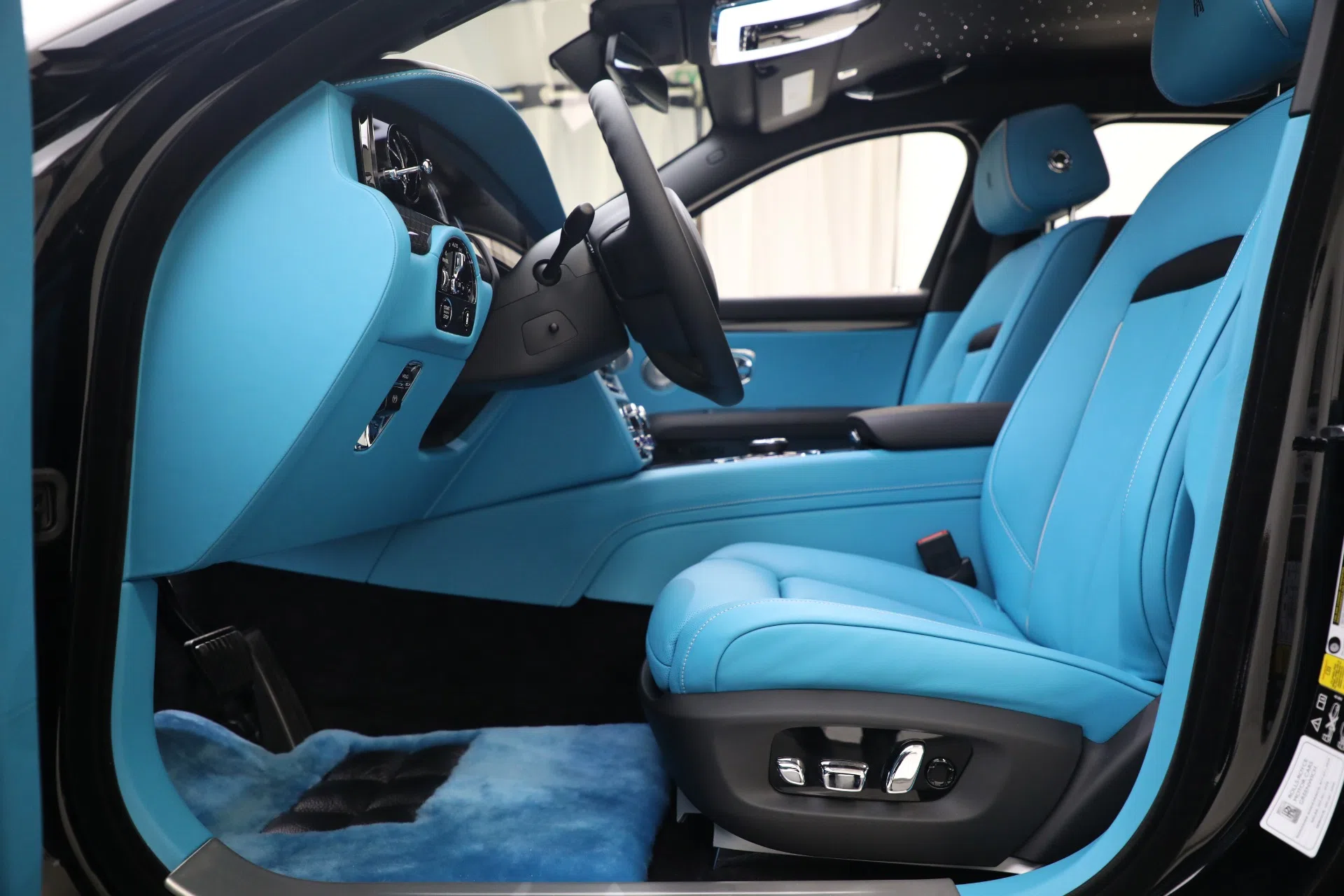 2022 Rolls-Royce Ghost Black Badge interior, seats
