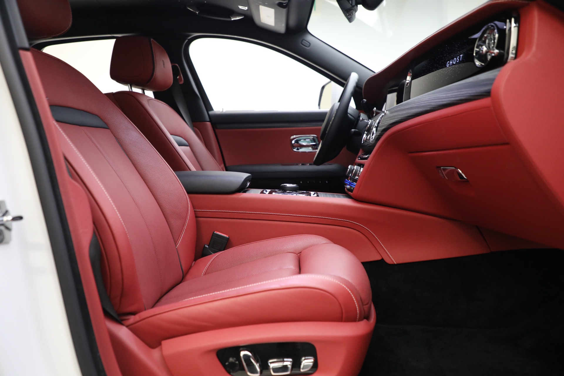2021 Rolls-Royce Ghost, 8/20