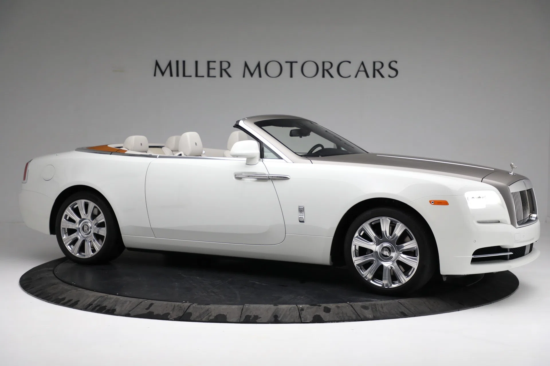 2016 Rolls-Royce Dawn for sale, exterior