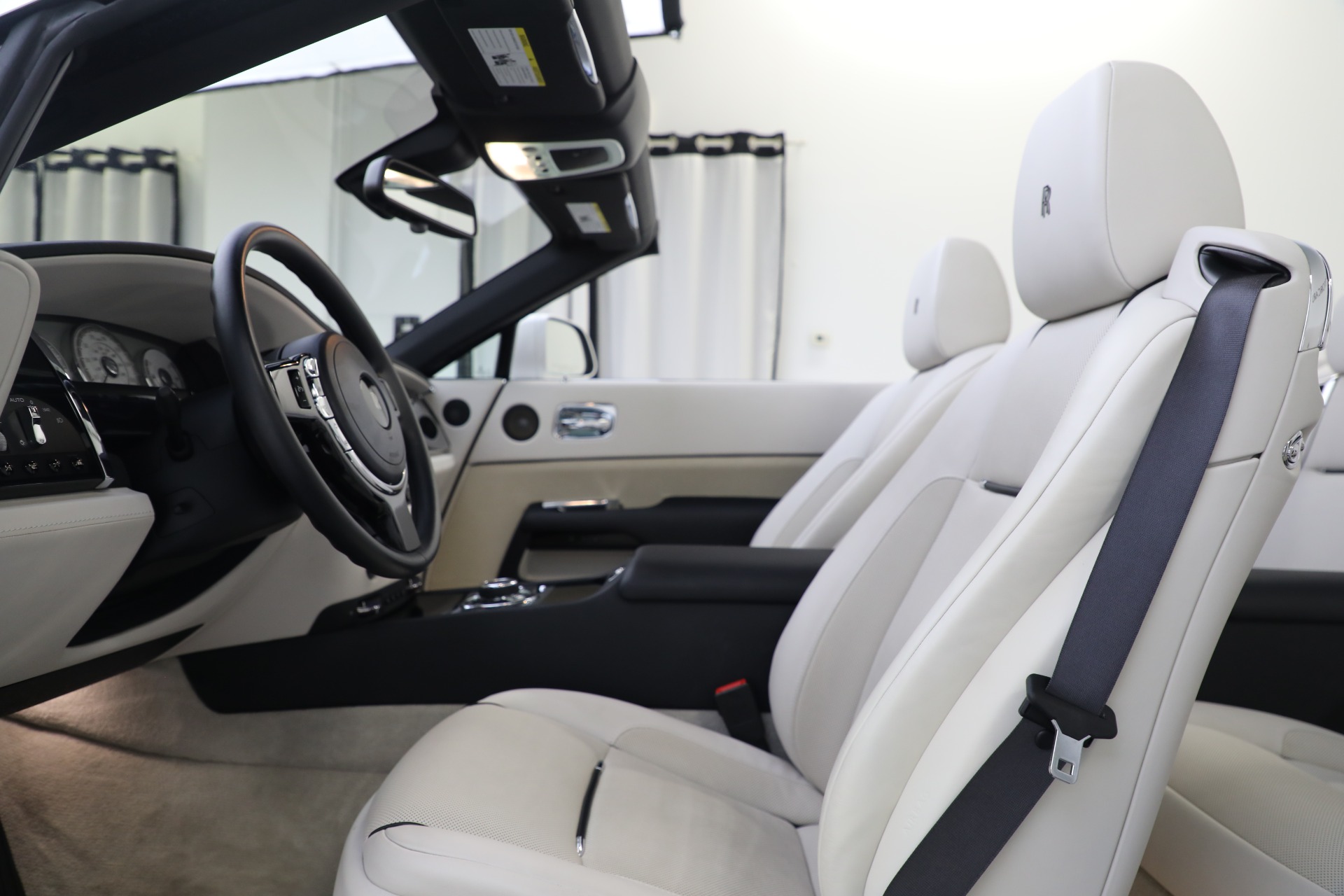 2016 Rolls-Royce Dawn, 10/20