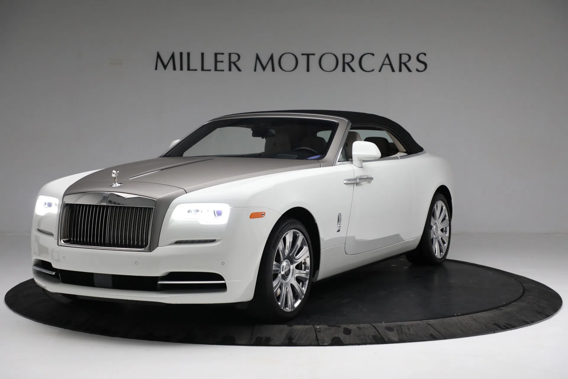 2016 Rolls-Royce Dawn for sale, exterior