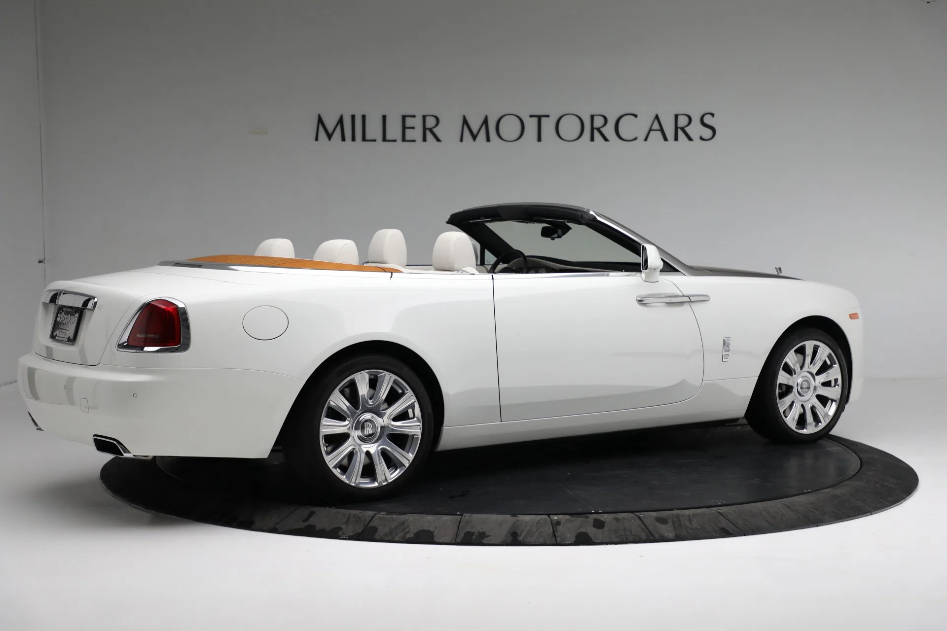 2016 Rolls-Royce Dawn for sale, exterior