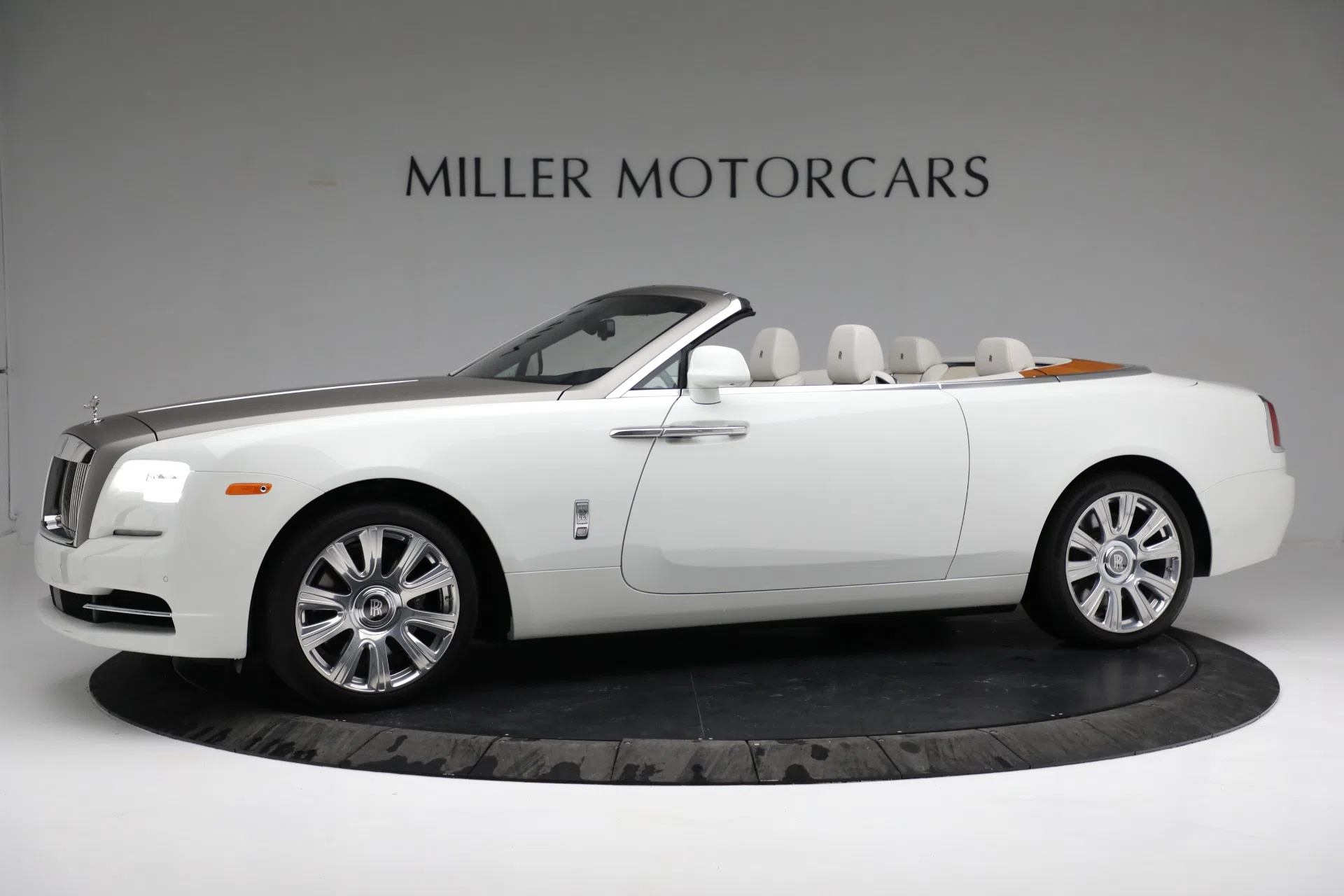 2016 Rolls-Royce Dawn for sale, exterior
