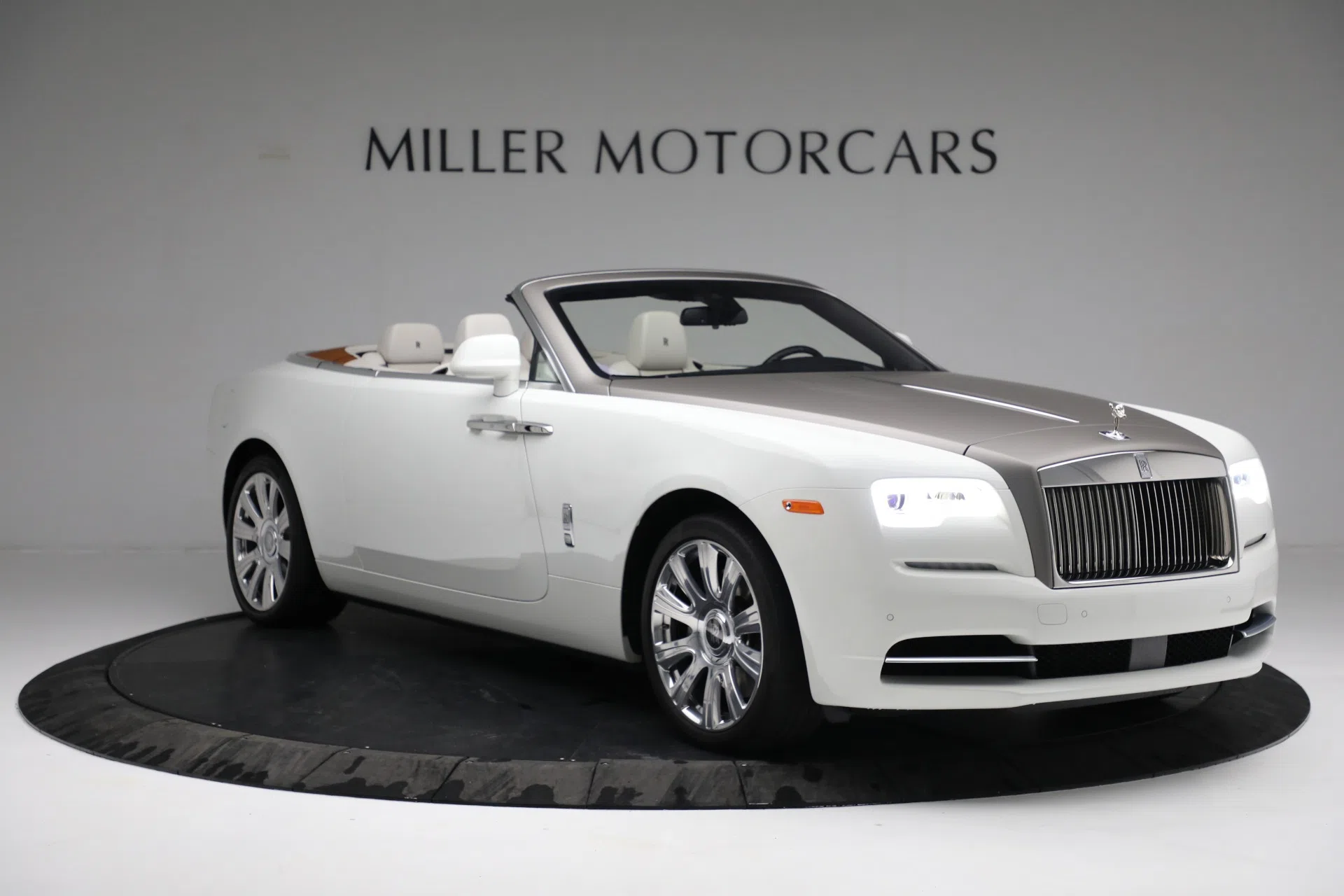 2016 Rolls-Royce Dawn for sale, exterior