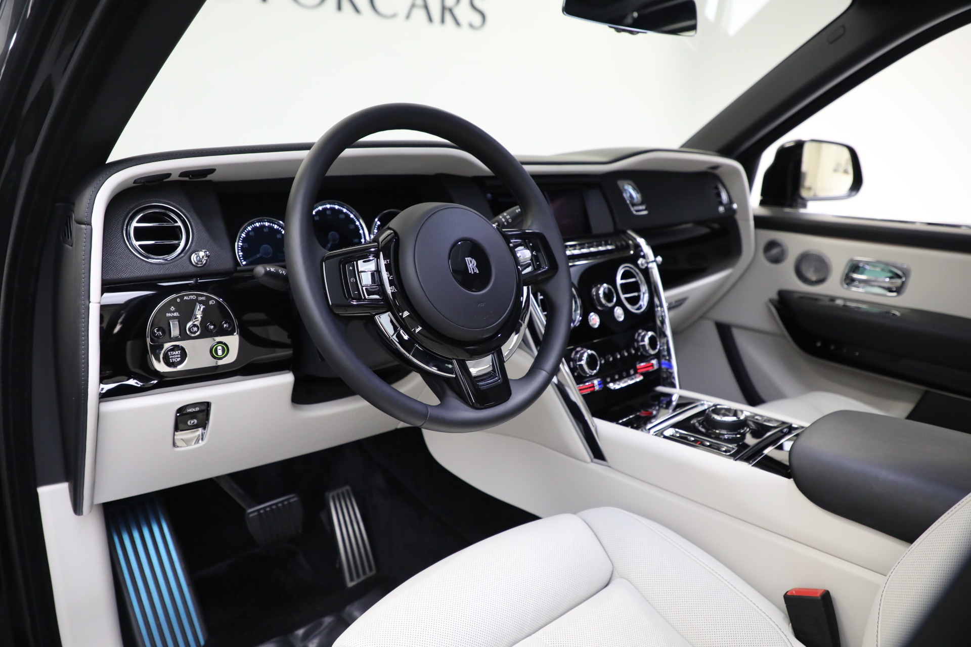 2020 Rolls-Royce Cullinan, 10/20