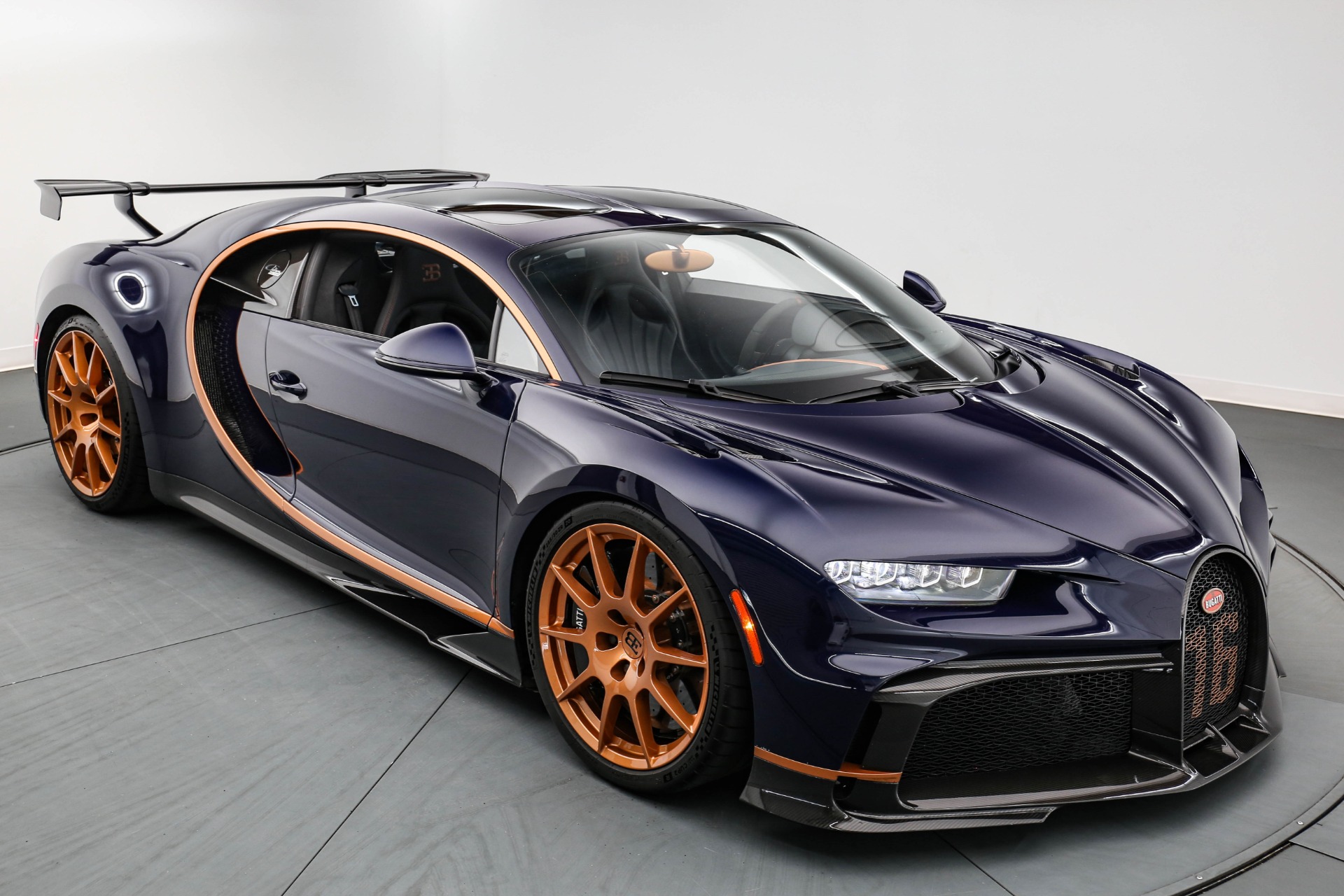 2021 Bugatti Chiron Pur Sport, 2/20