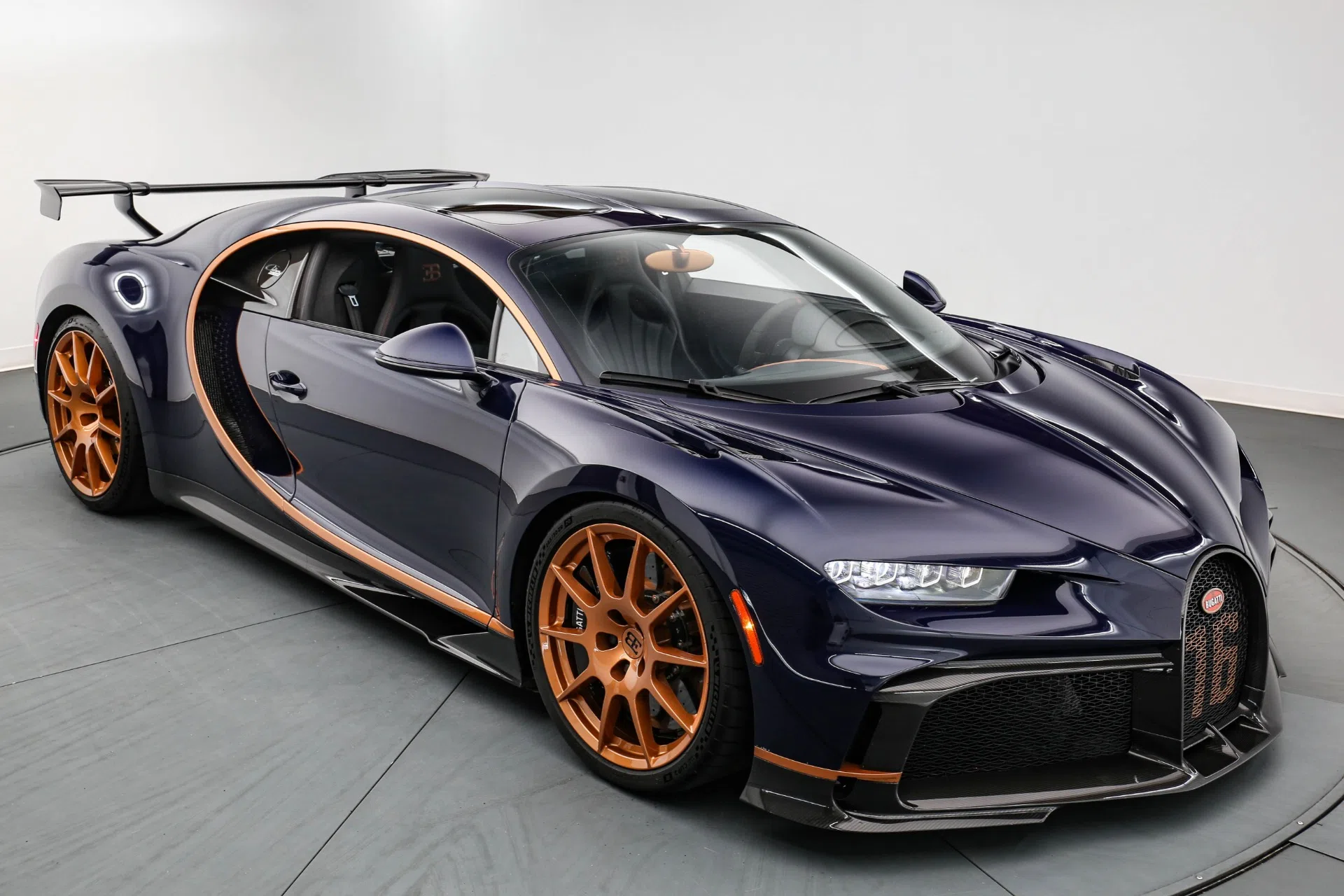 2021 Bugatti Chiron Pur Sport for sale, exterior