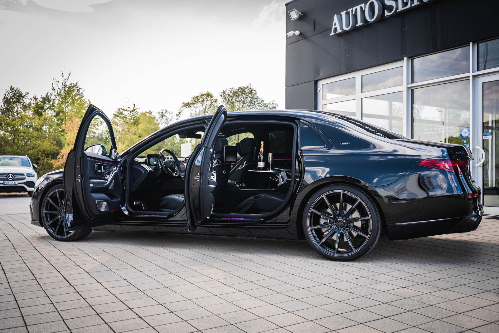 2022 BRABUS B 600, 2/20