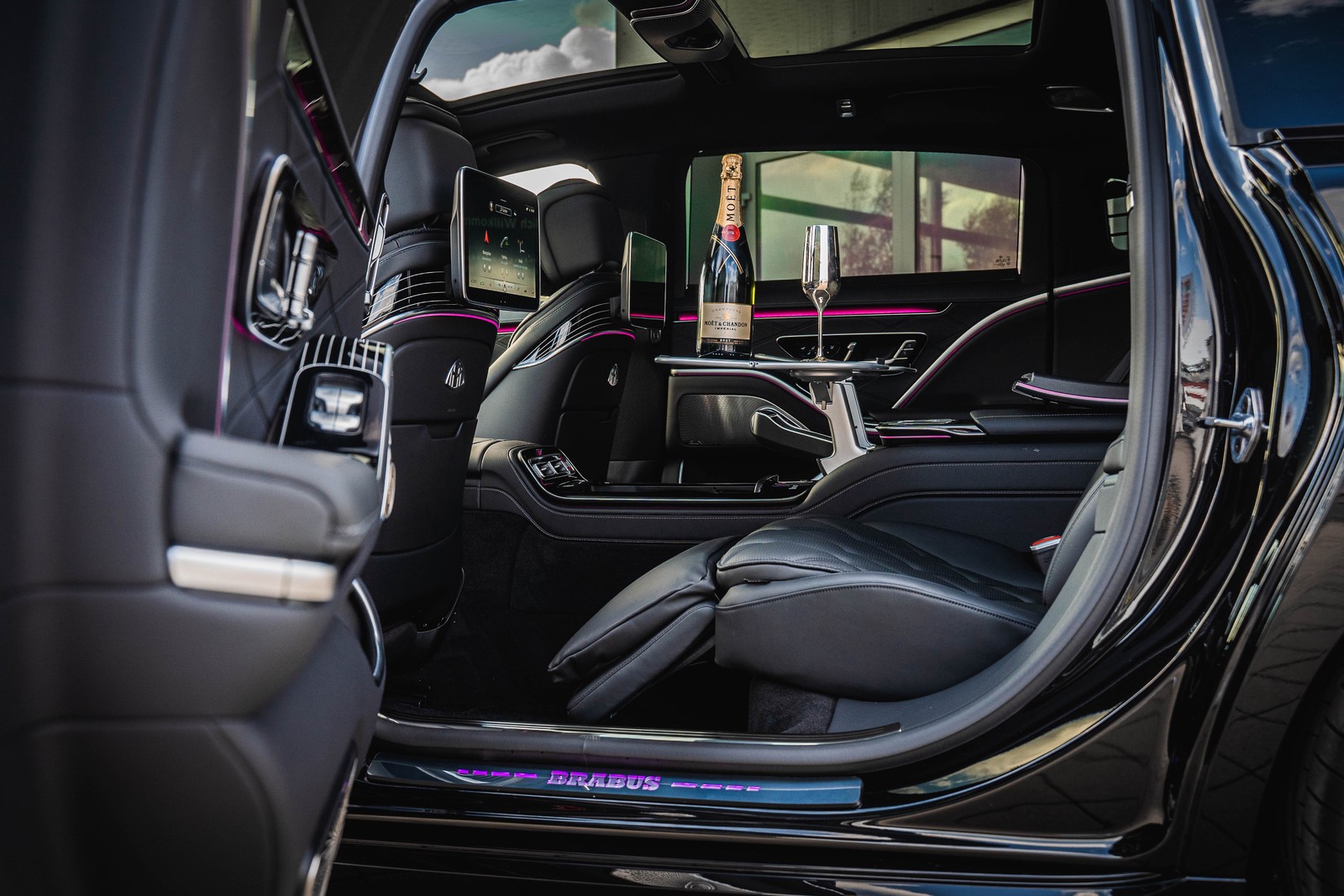 2022 BRABUS B 600, 8/20