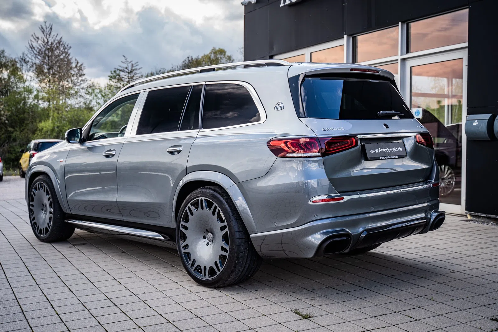 2022 BRABUS GLS 800, rear three-quarter view