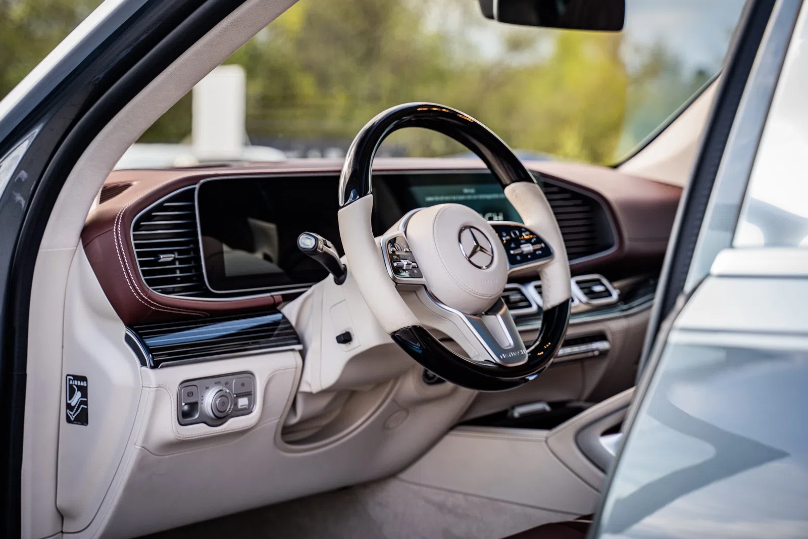 2022 BRABUS GLS 800 interior