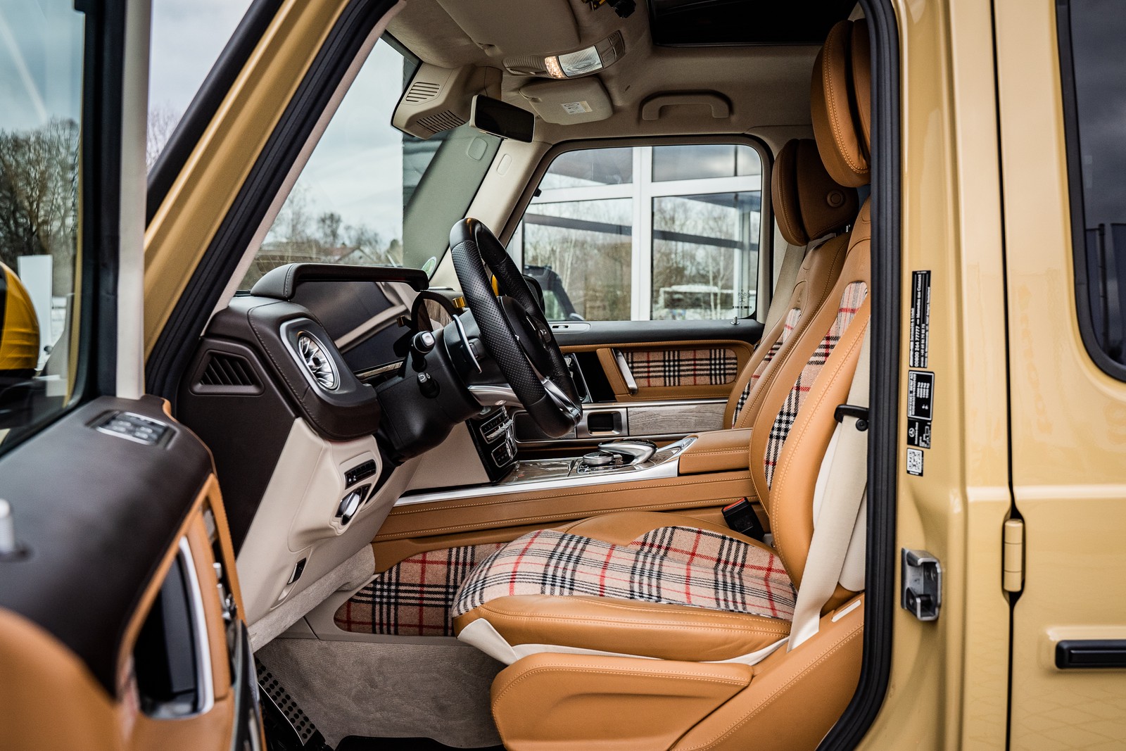 2019 Mercedes-Benz EXLUSIVE *LETECH 4X4* G63 PICKUP, 15/20