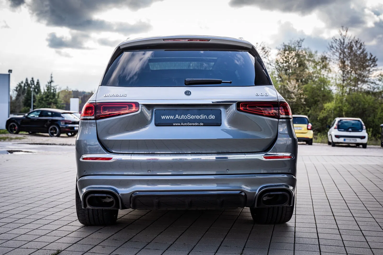 2022 BRABUS GLS 800, rear three-quarter view