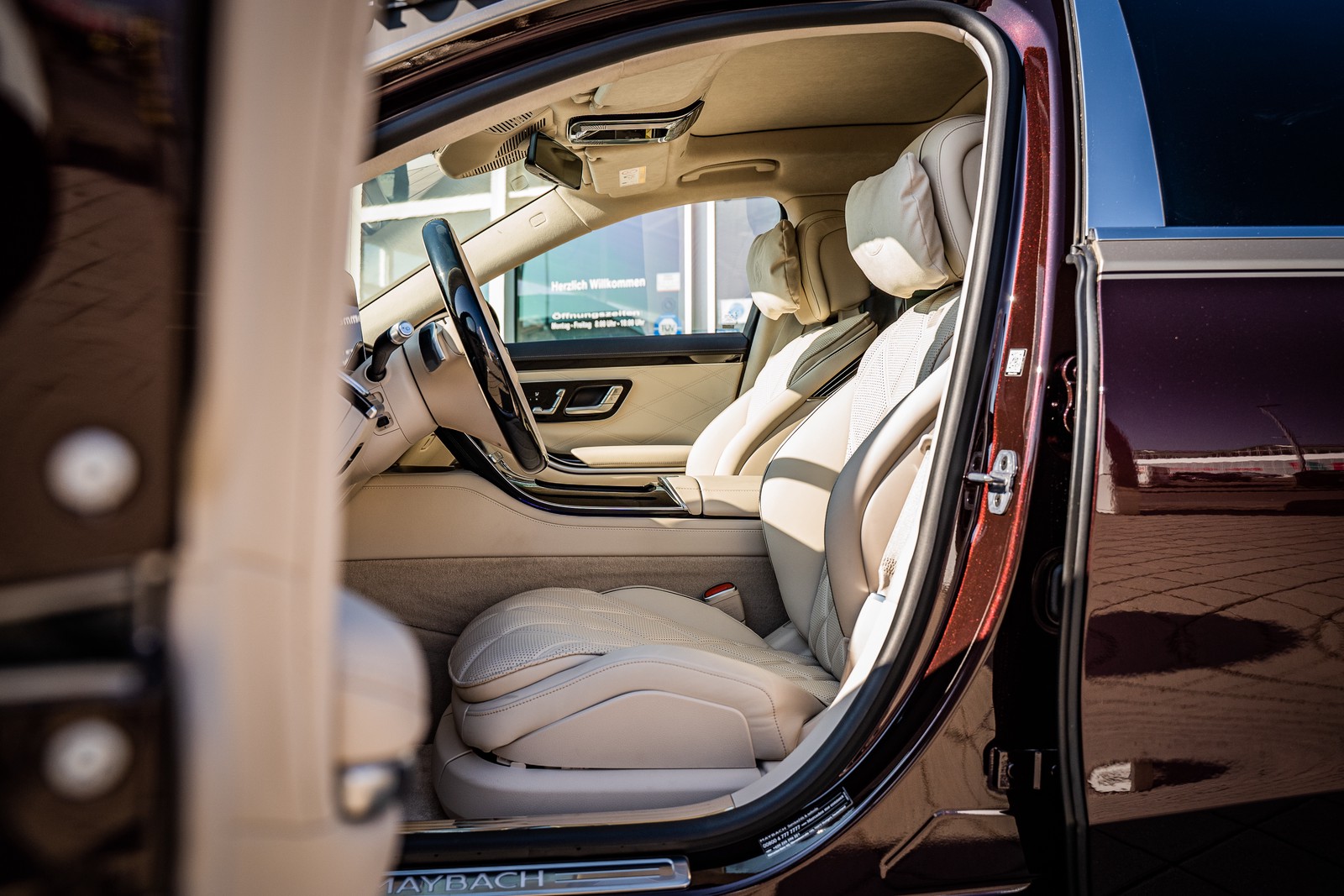 2022 Mercedes-Maybach S580, 4/20