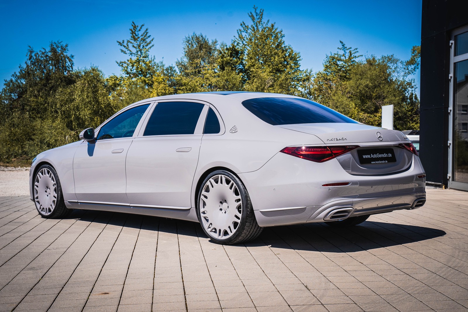 2022 BRABUS S 580 Dessert Grey, 2/20