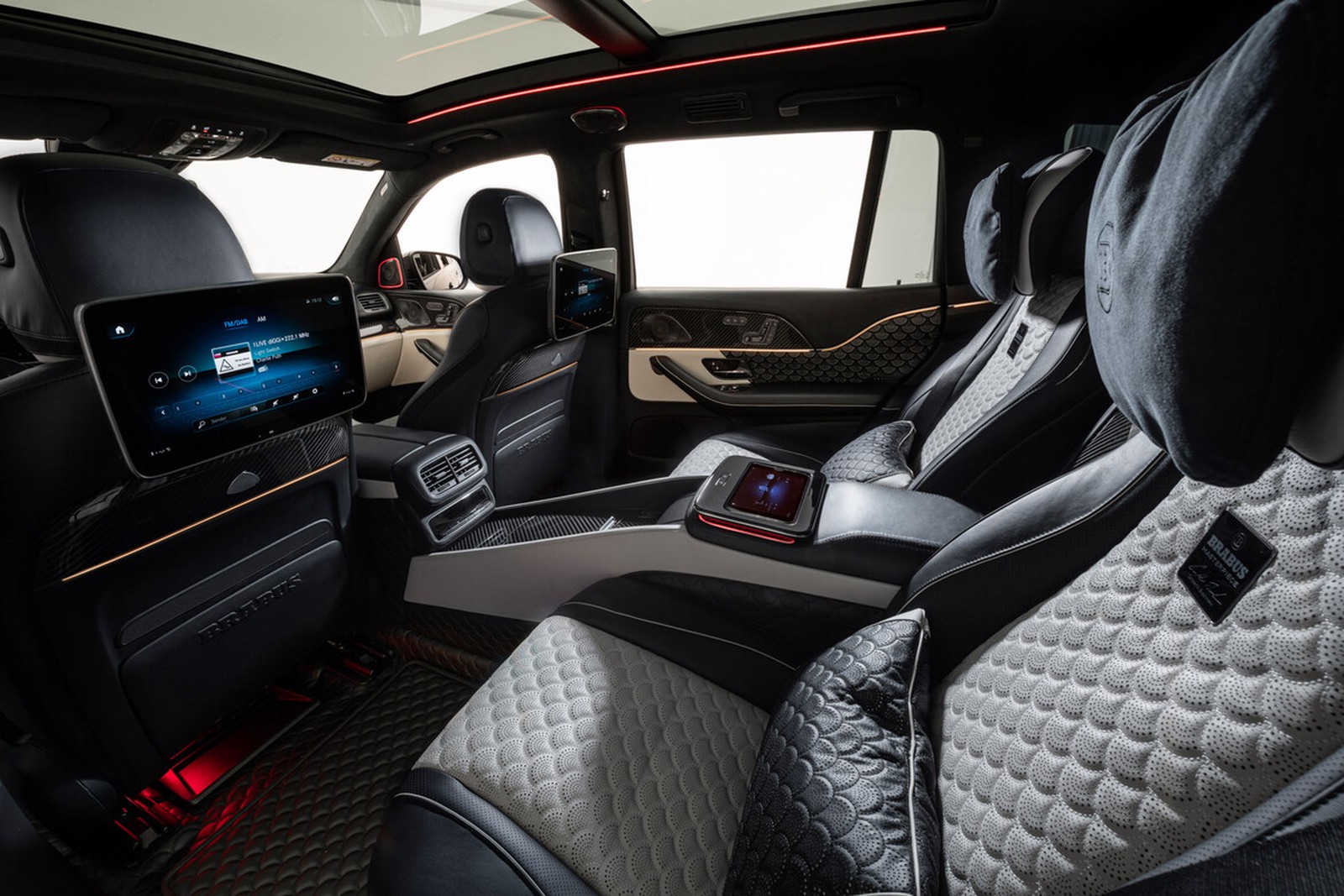 2022 BRABUS GLS 900, 6/16