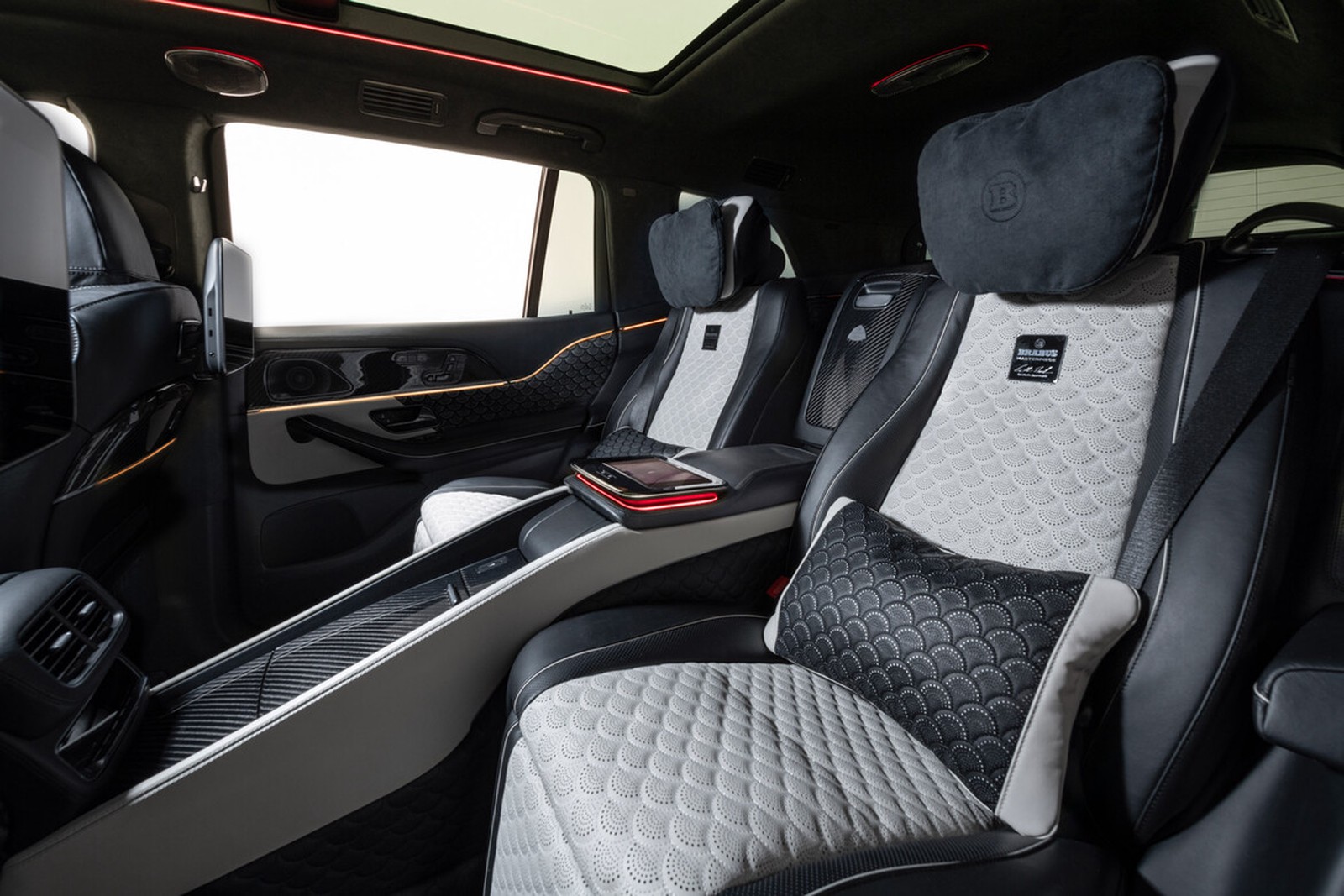 2022 BRABUS GLS 900, 12/16