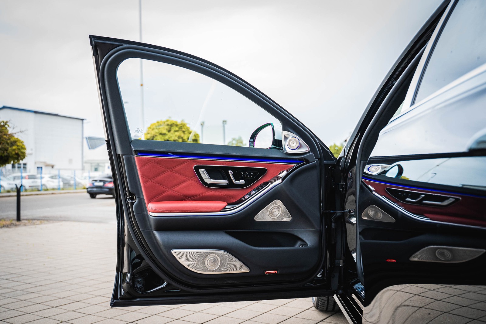 2022 Mercedes-Maybach S 680 by Hofele Design Germany, 10/17