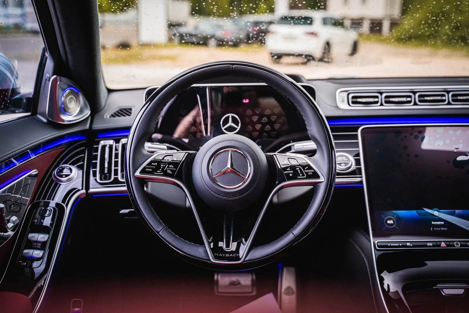 2022 Mercedes-Maybach S 680 by Hofele Design Germany interior