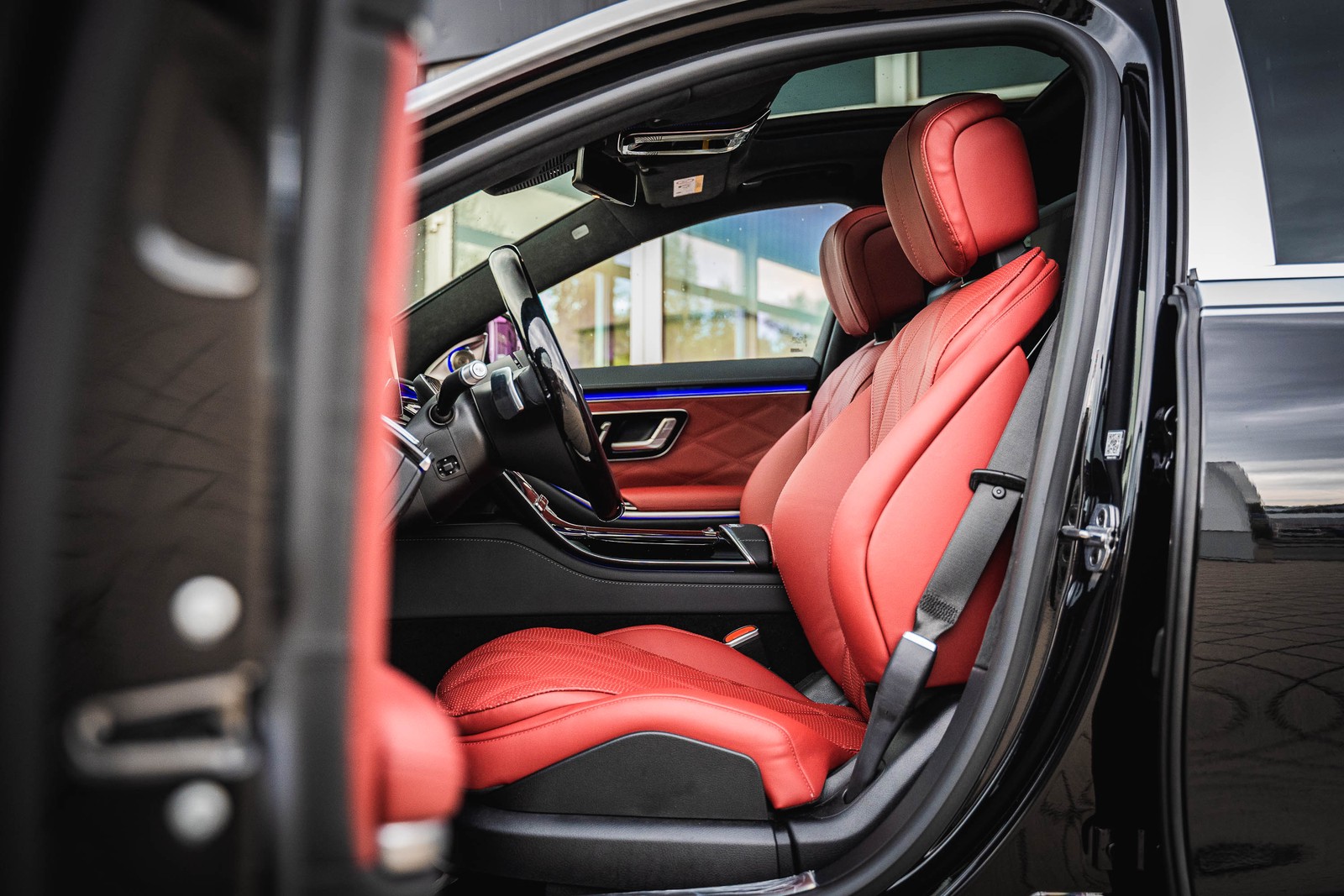 2022 Mercedes-Maybach S 680 by Hofele Design Germany, 14/17