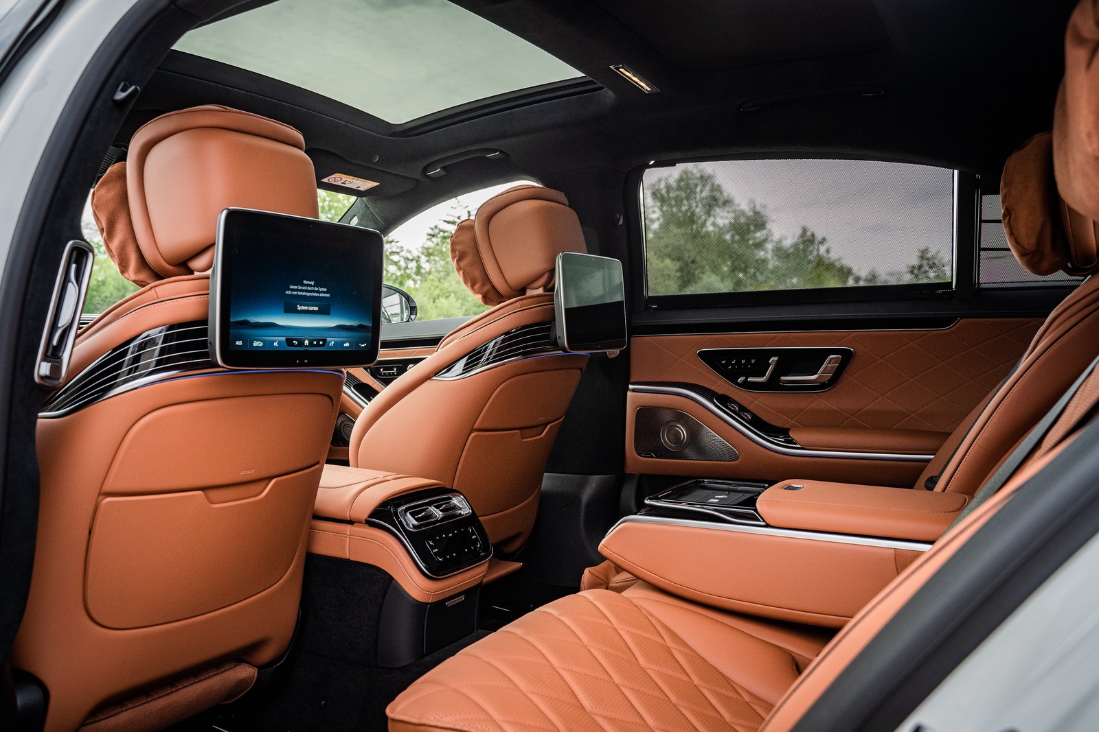 2022 BRABUS B50, 8/19