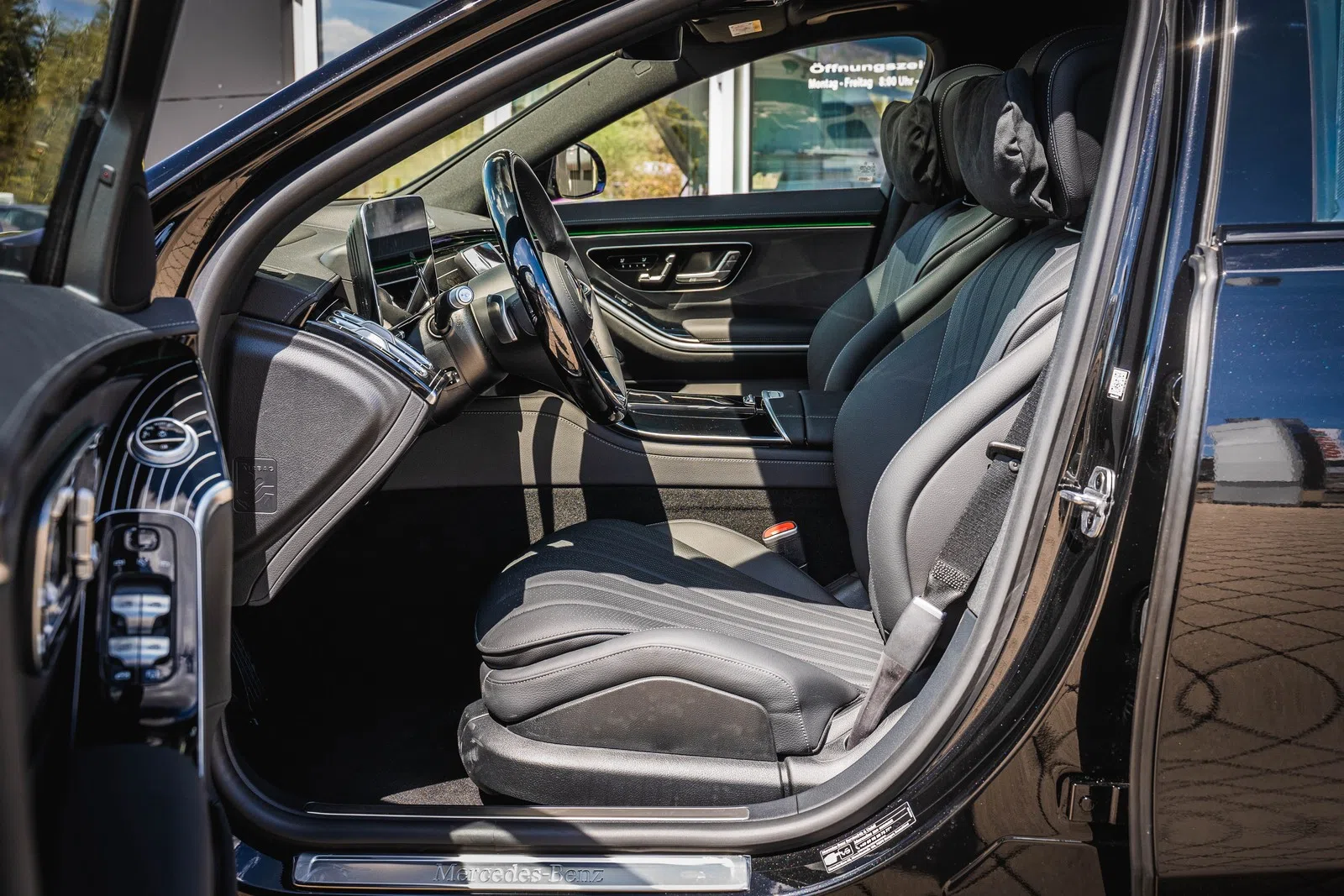 2022 Mercedes-Benz S500 4M LONG by HOFELE Design Germany interior, seats