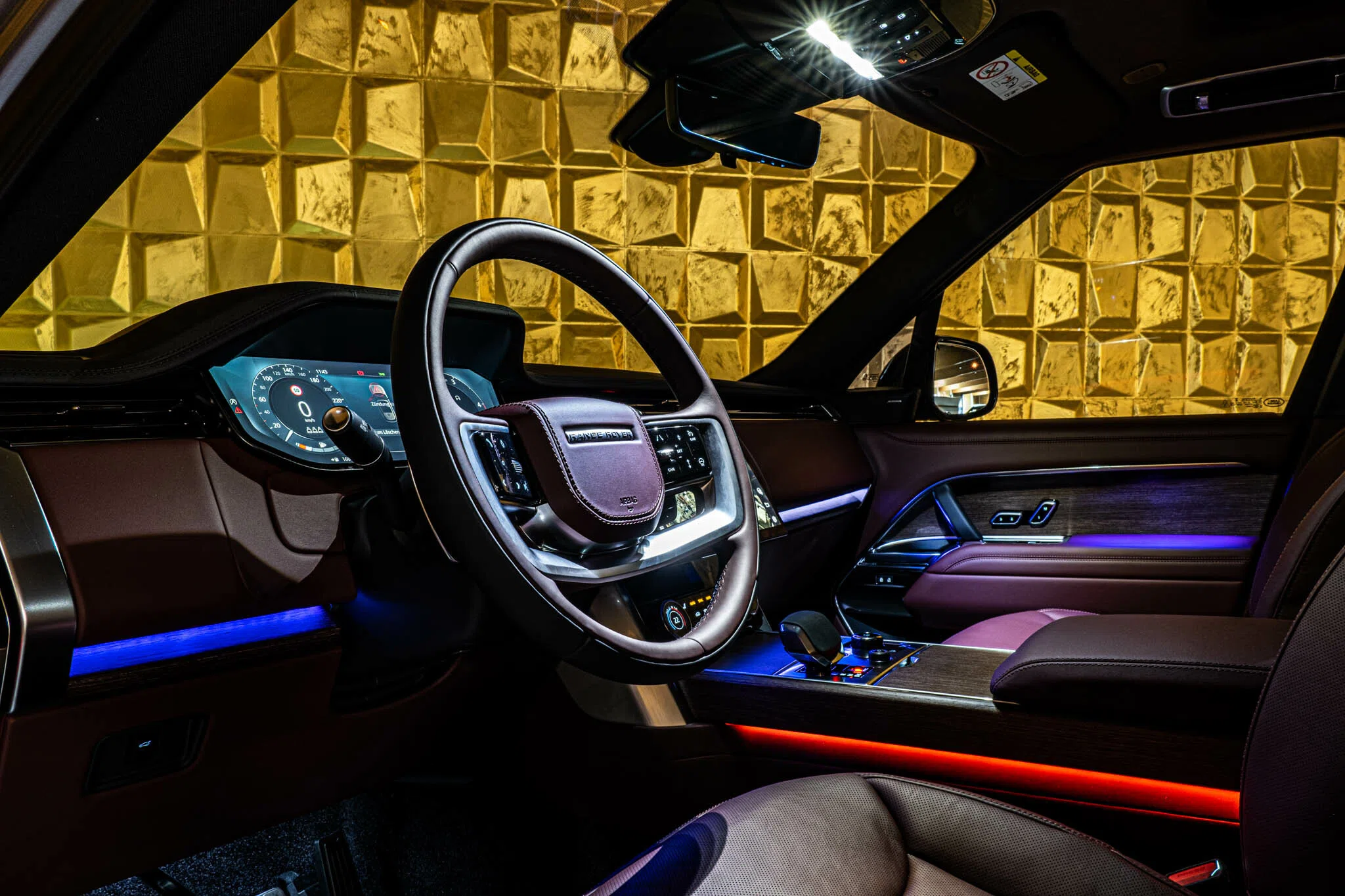 2022 Land Rover Range Rover interior