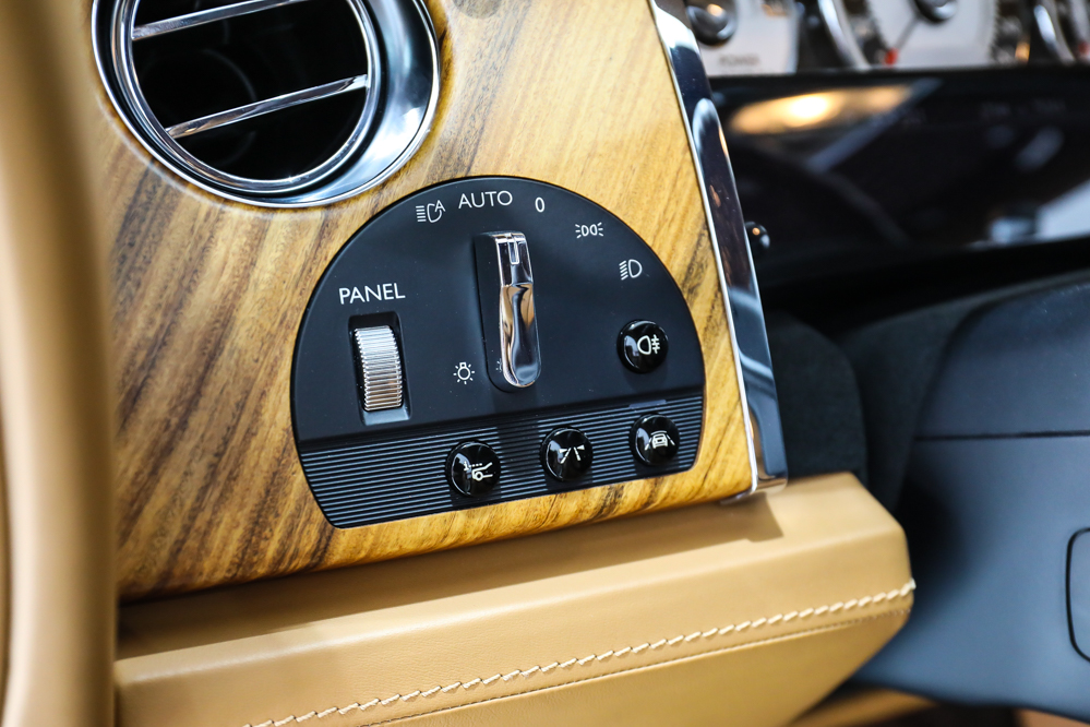 2016 Rolls-Royce Wraith, 2/12