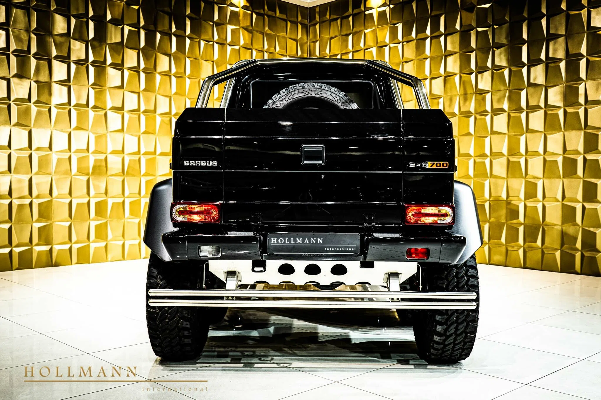 2015 BRABUS G 700 6x6 for sale, exterior