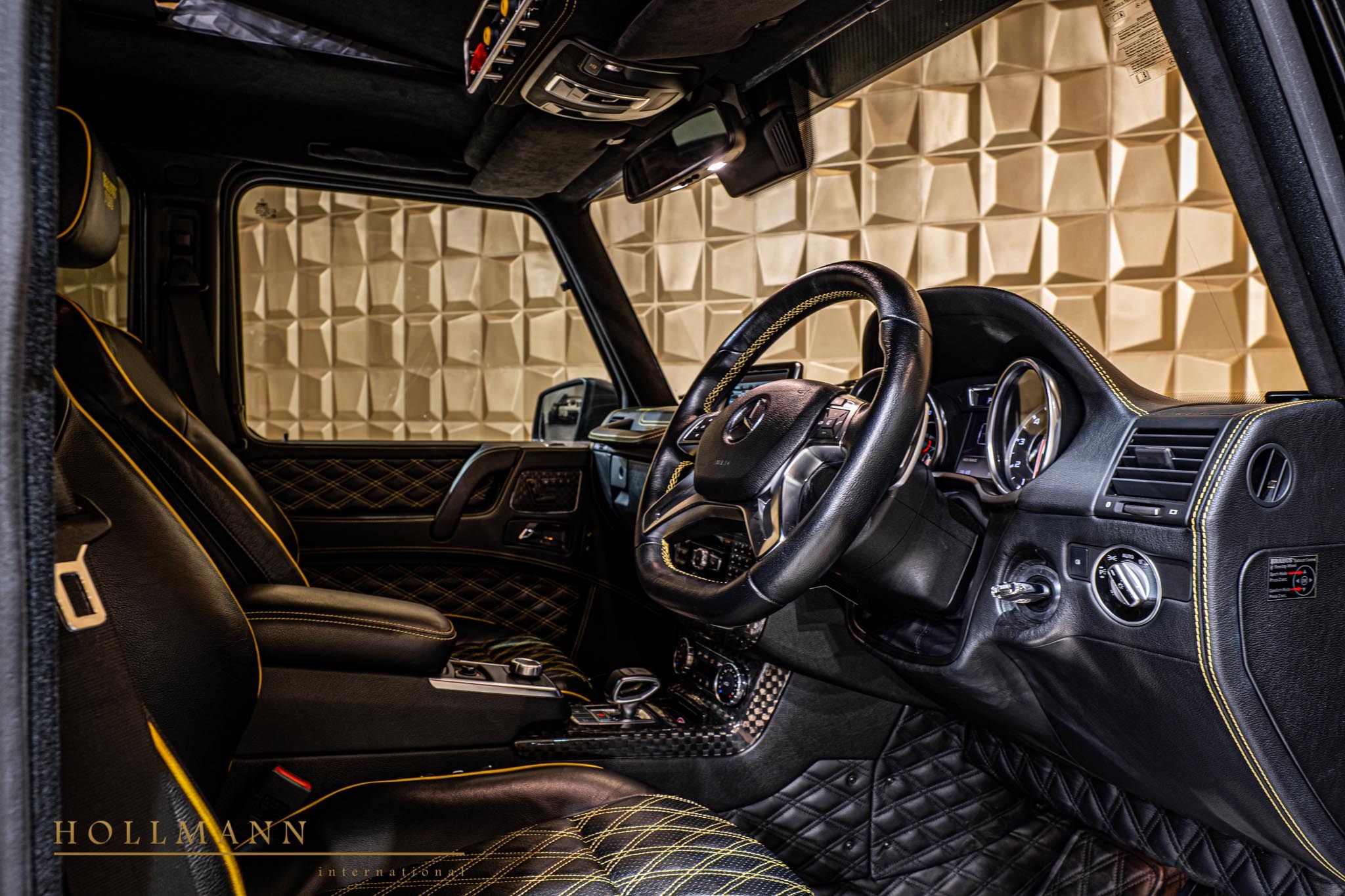 2015 BRABUS G 700 6x6, 8/20