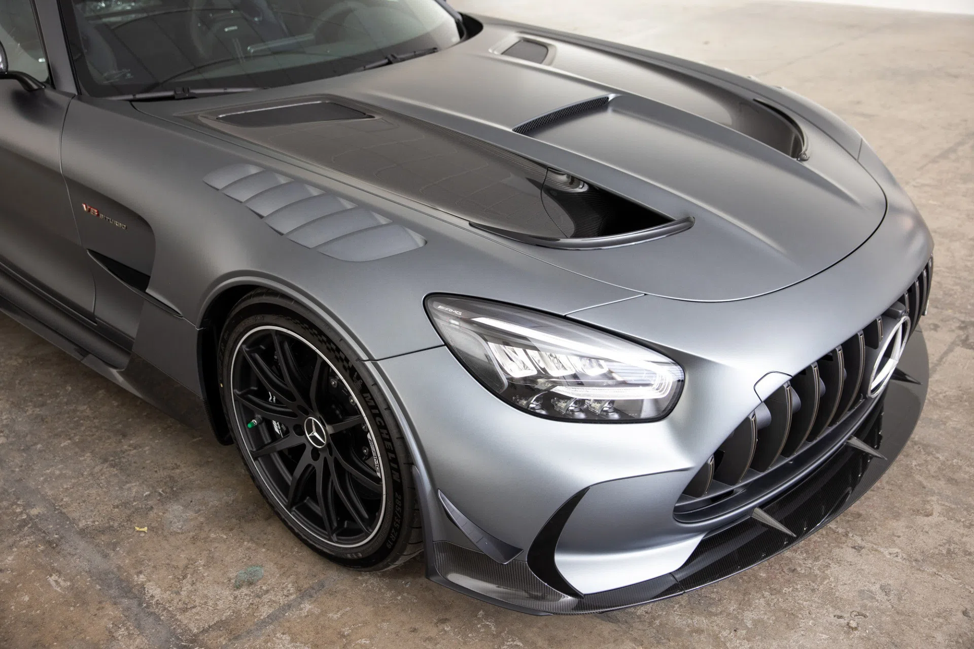 2022 Mercedes-Benz AMG GT BLACK SERIES, exterior, Designo Selenitgrau Magno