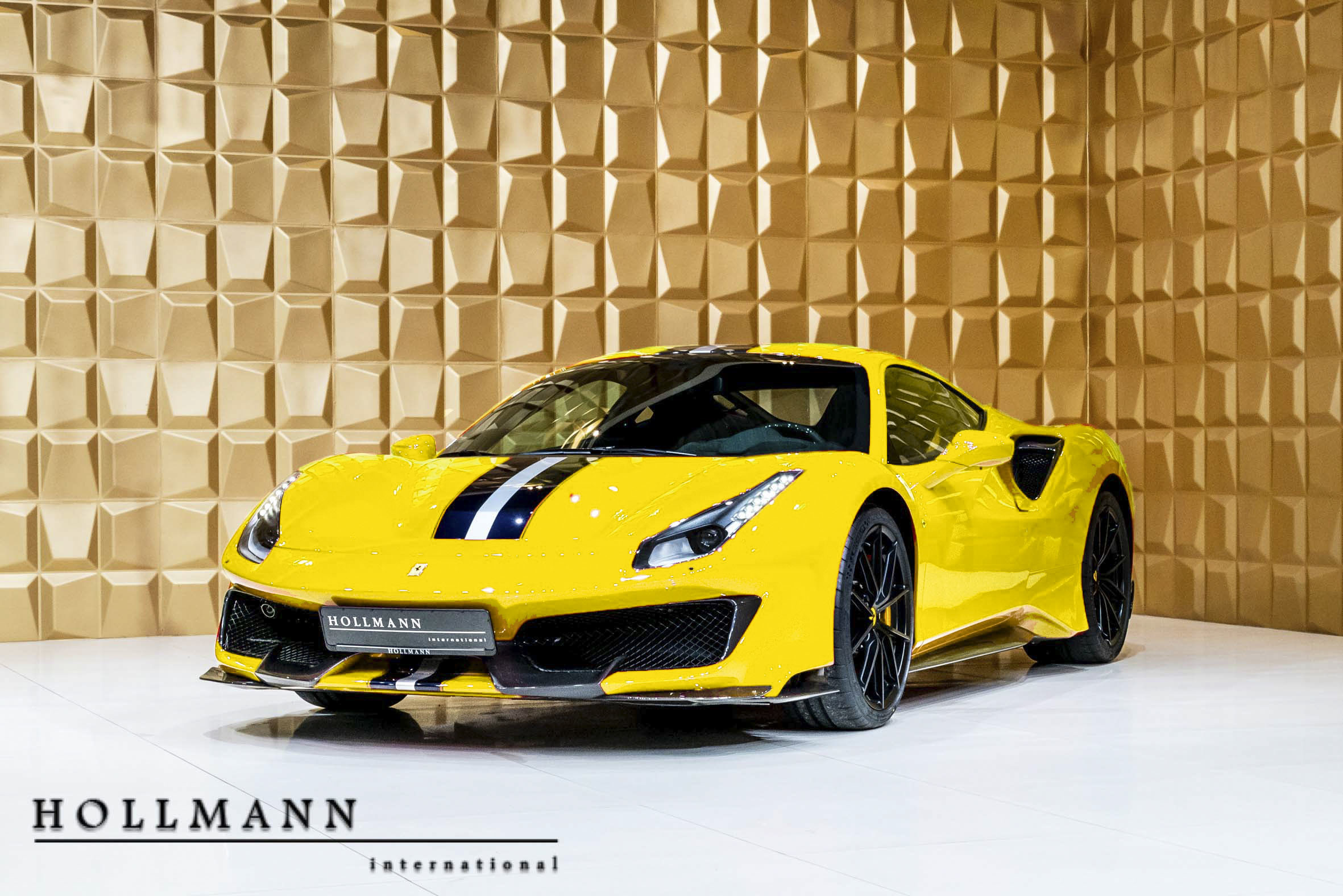 2019 Ferrari 488 Pista, 5/15