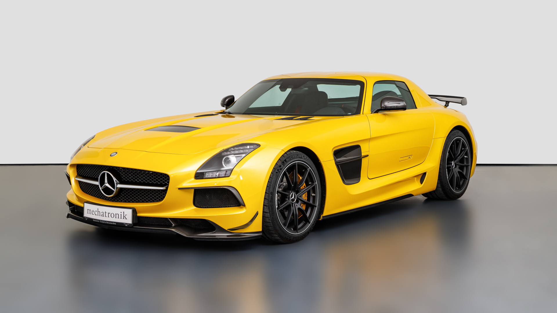 2014 Mercedes-Benz SLS AMG Black Series, 3/20