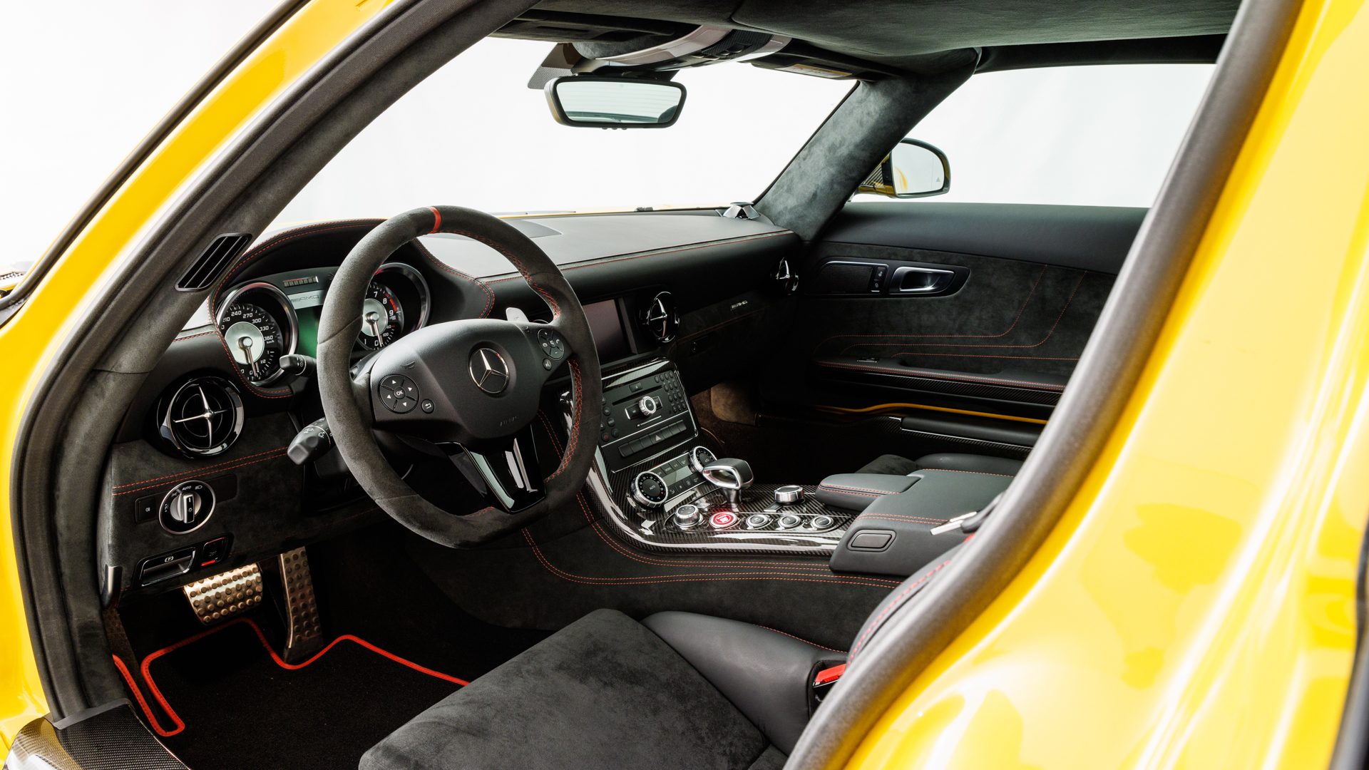 2014 Mercedes-Benz SLS AMG Black Series, 17/20
