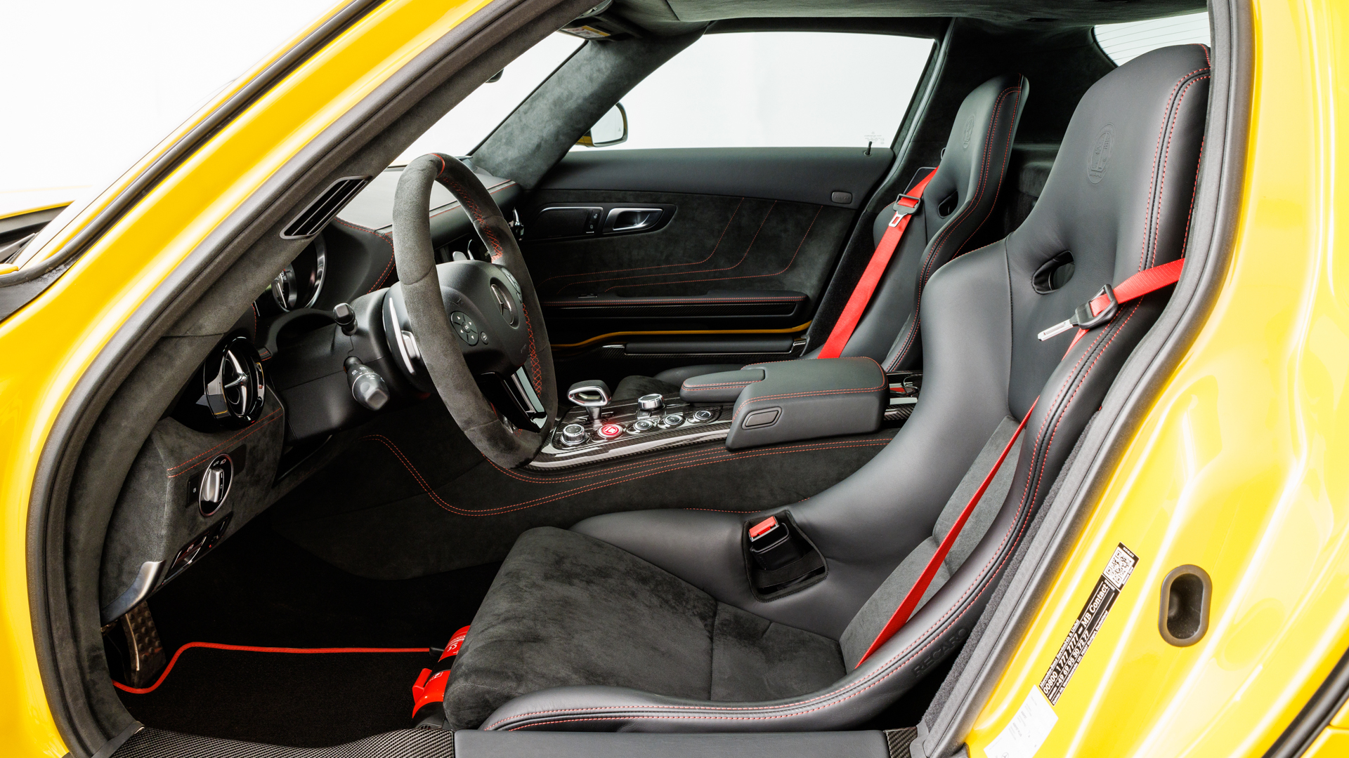 2014 Mercedes-Benz SLS AMG Black Series, 19/20
