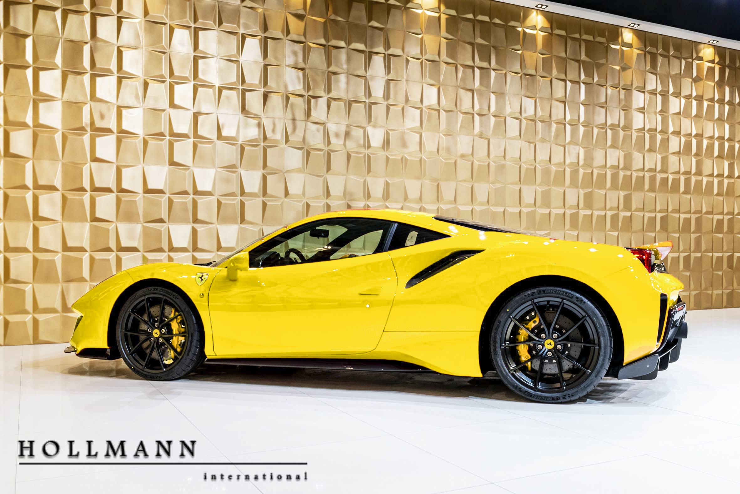 2019 Ferrari 488 Pista, 13/15