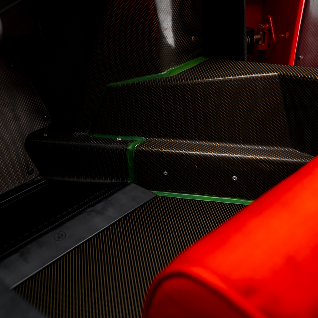 1992 FERRARI F40, 21/23
