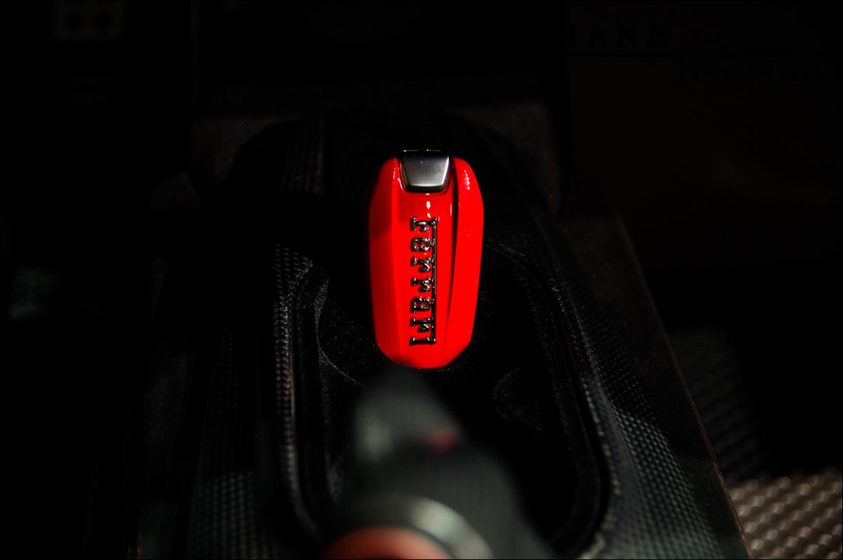 2019 Ferrari 488 Pista, 14/15