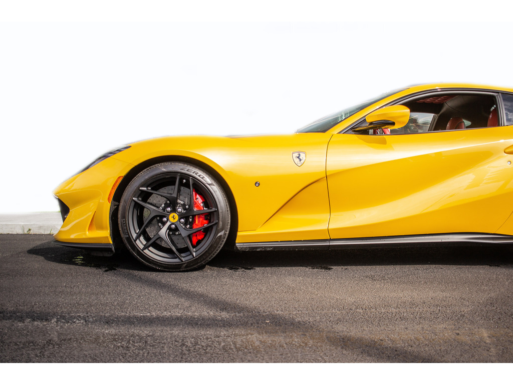 2020 Ferrari 812 Superfast, 10/17