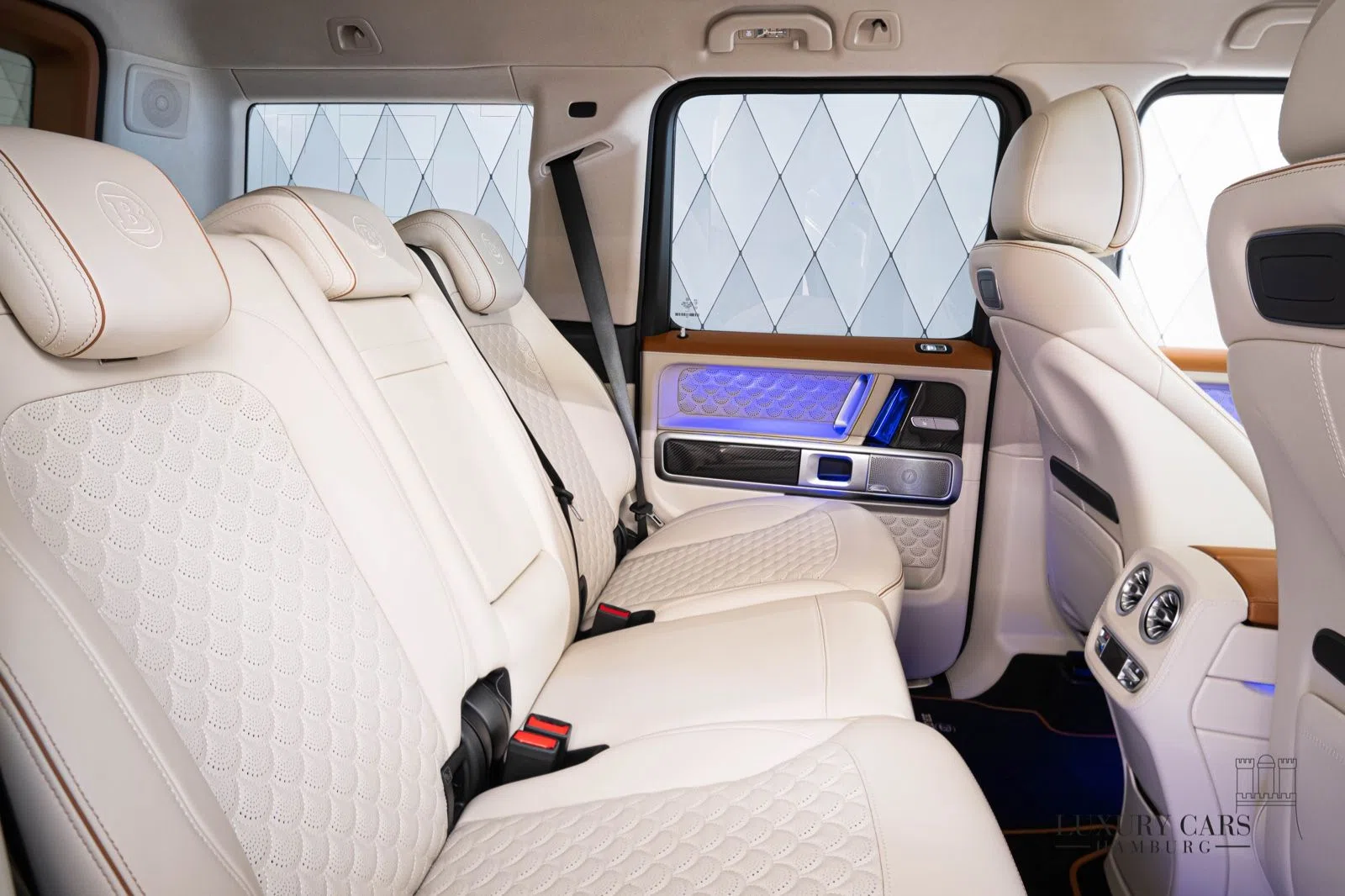 2022 BRABUS G 800 interior, seats, Beige, Full leather